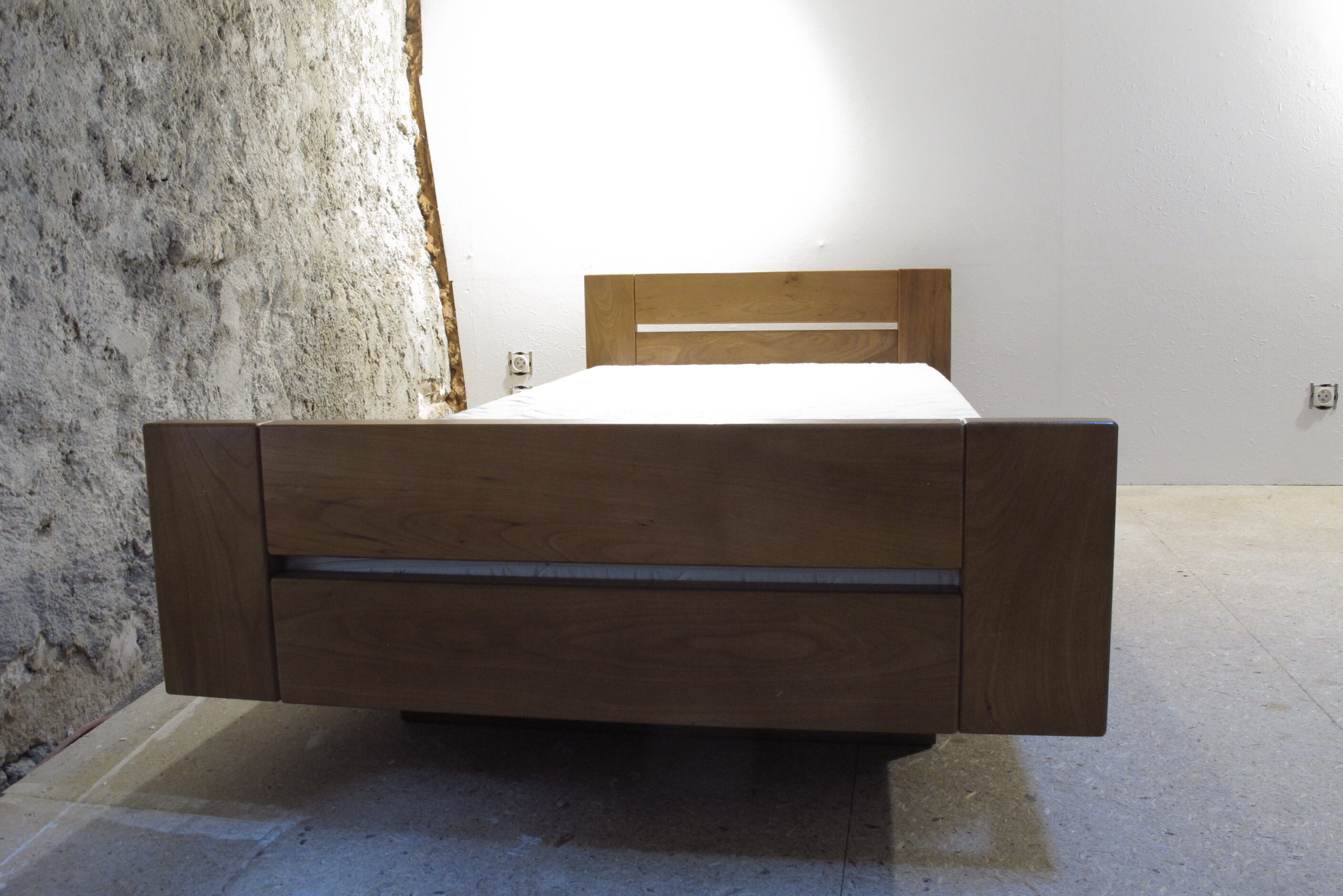 Lit orme massif Regain