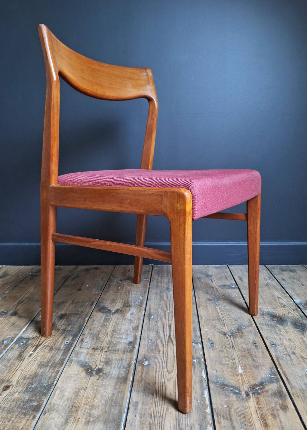 Trio of vintage teak chairs, antique seating furniture