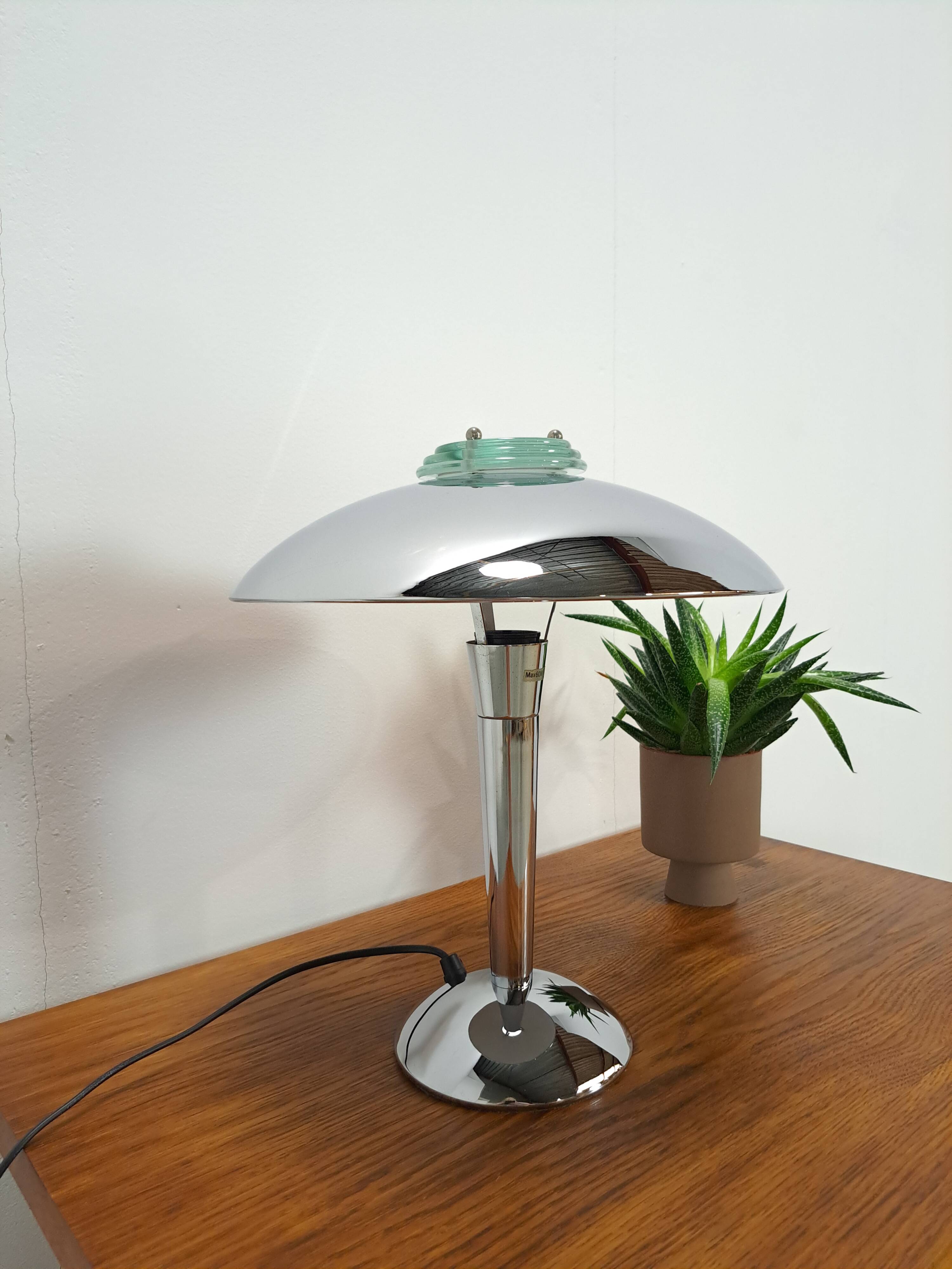 Chromen lamp met glazen details, tafellamp