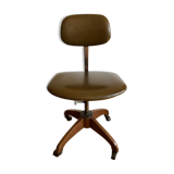 Office chair with wheels