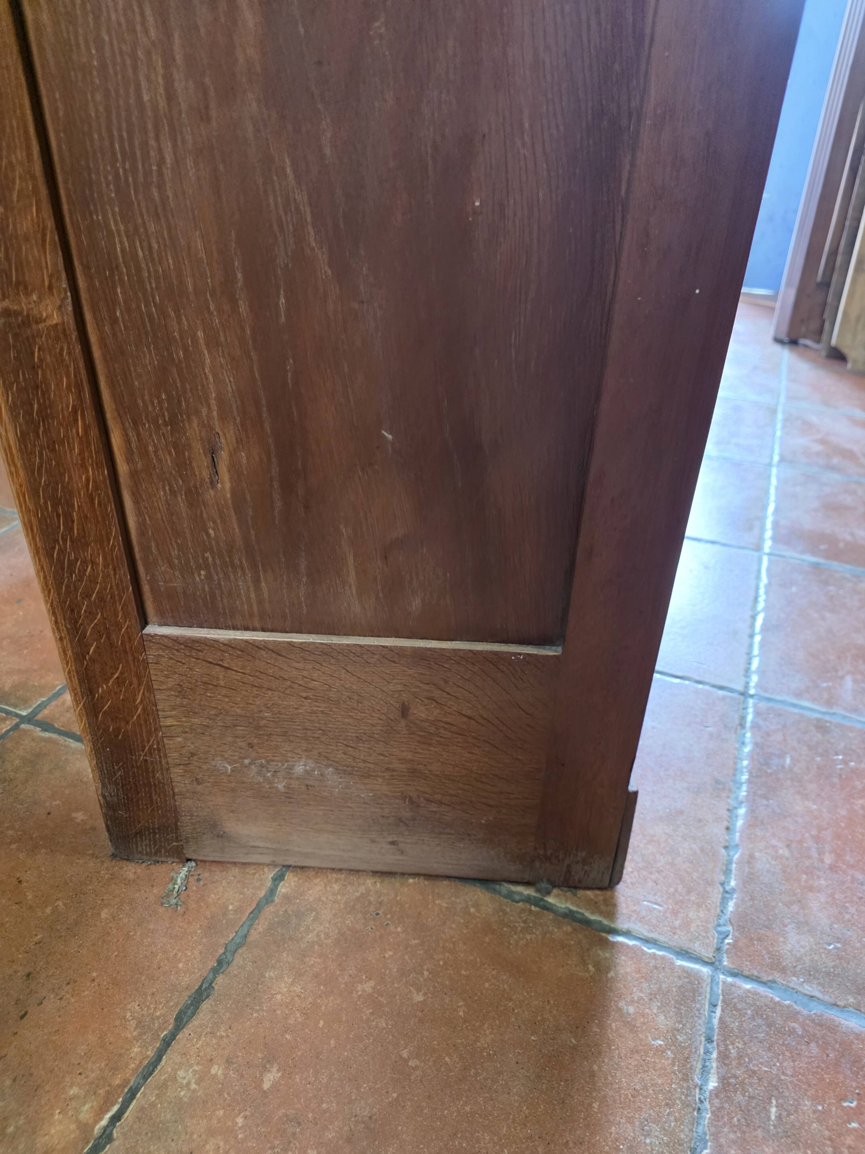 Antique double curtain cabinet in oak