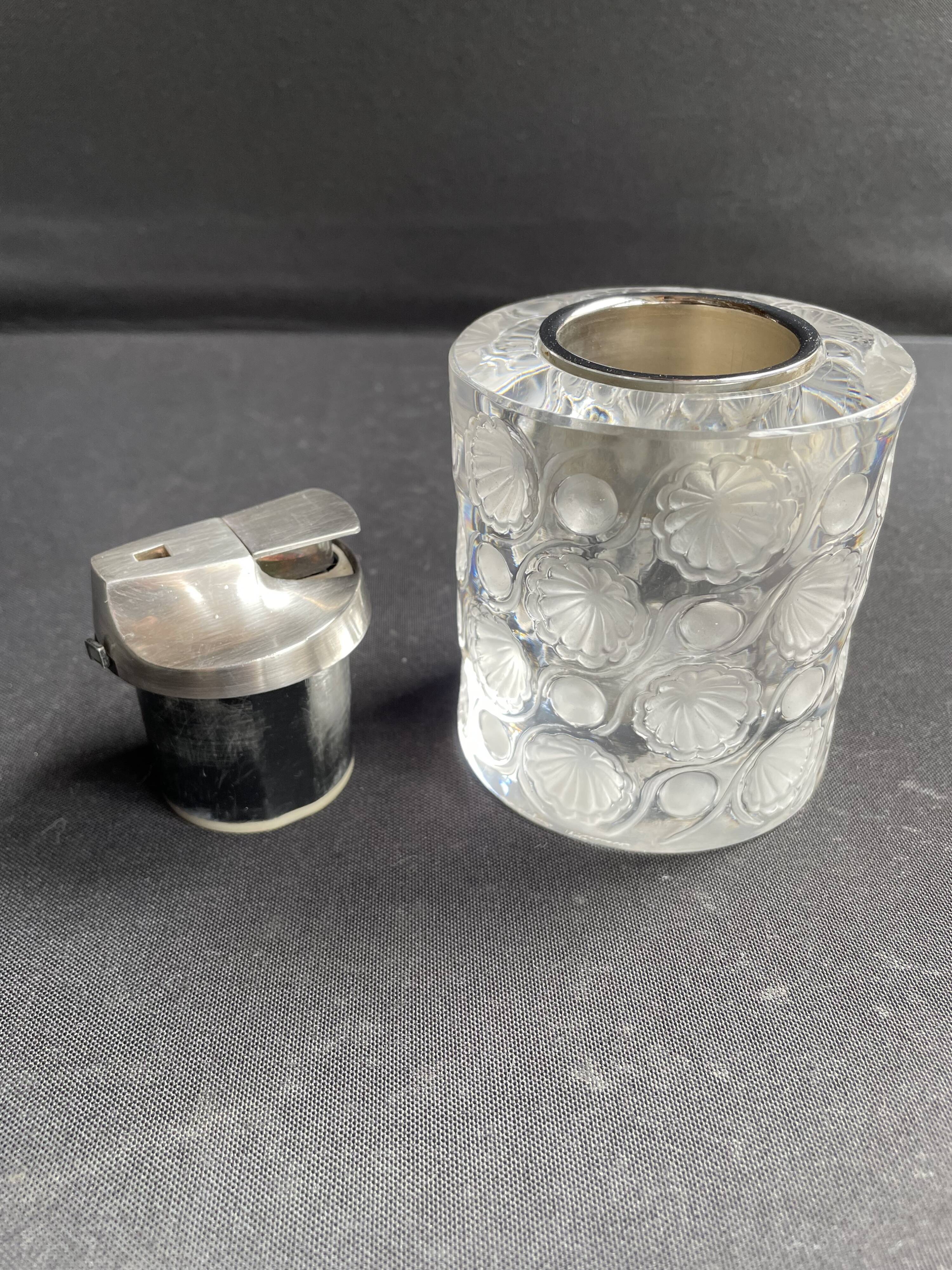 Lalique Tokyo model table lighter