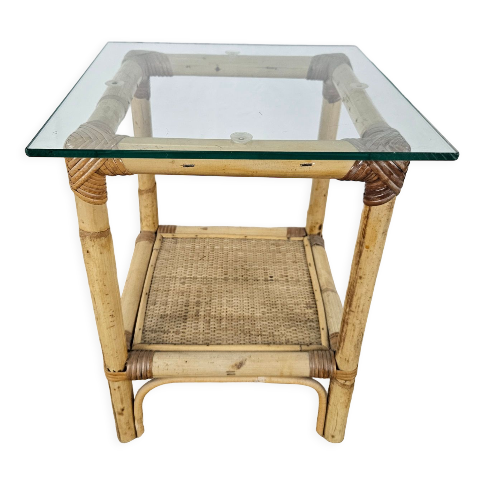 Wicker coffee table with glass top