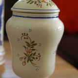 St Clement's Pharmacy Pot