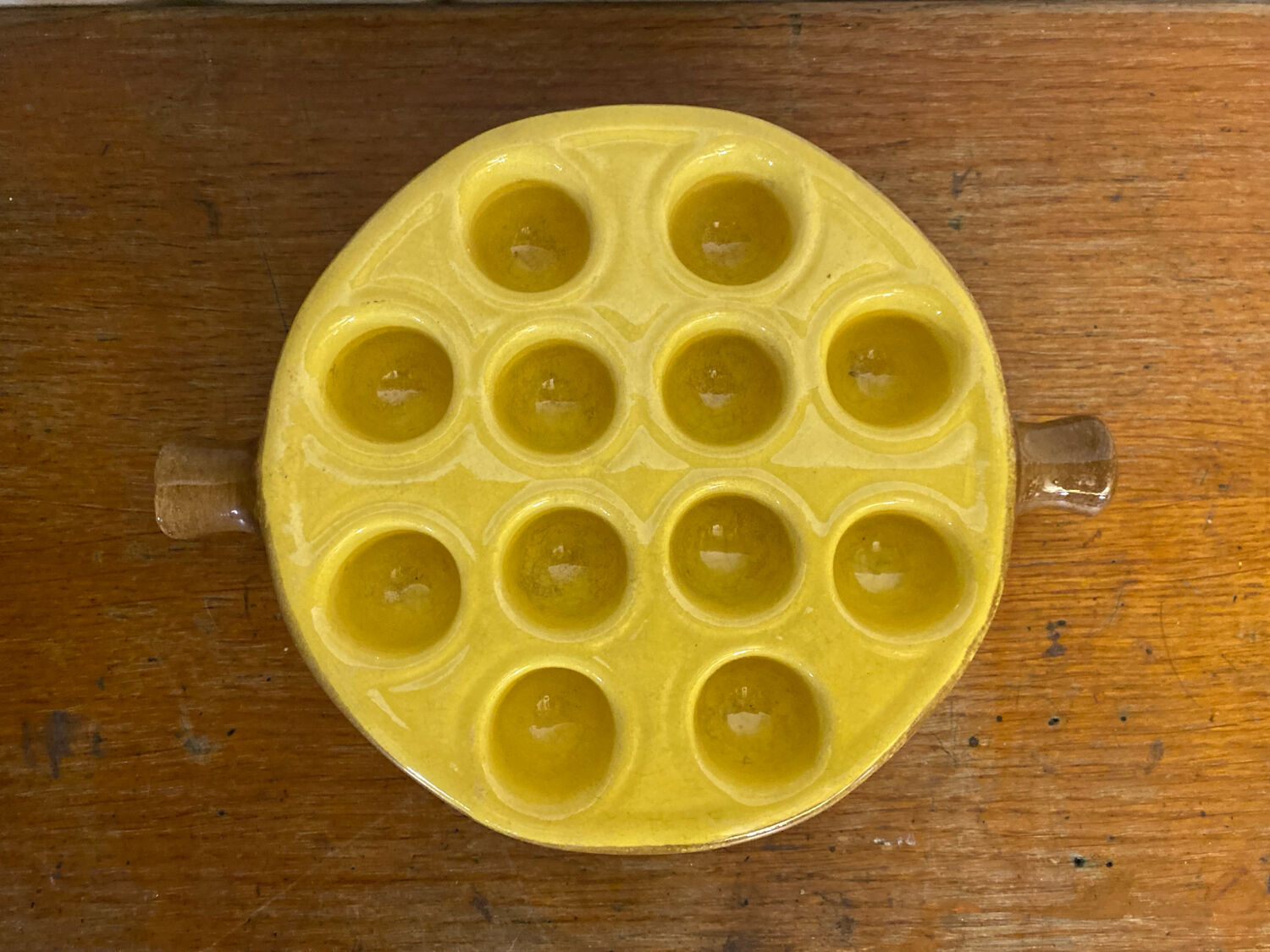 Antique-style ceramic pan for cooking 12 snails, La Bourguignonne