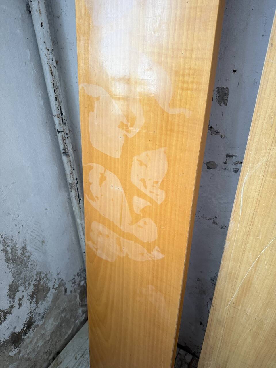 1970s elm shelf regain