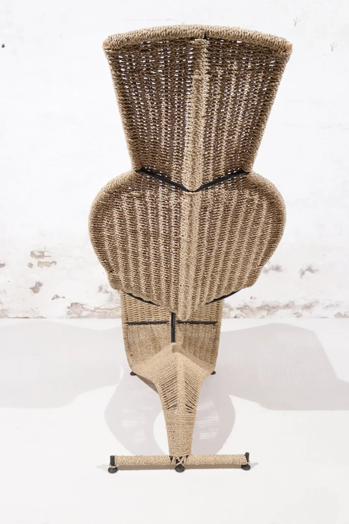 Tom Dixon Bolide rocking chaise in steel and woven seagrass – London, 1991