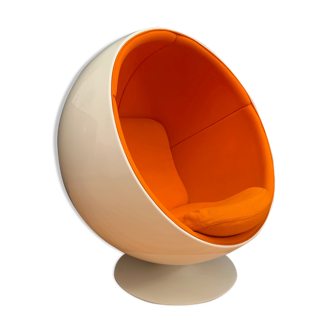 Ball chair designed by Eero Aarnio, Adelta, Finland, 1960