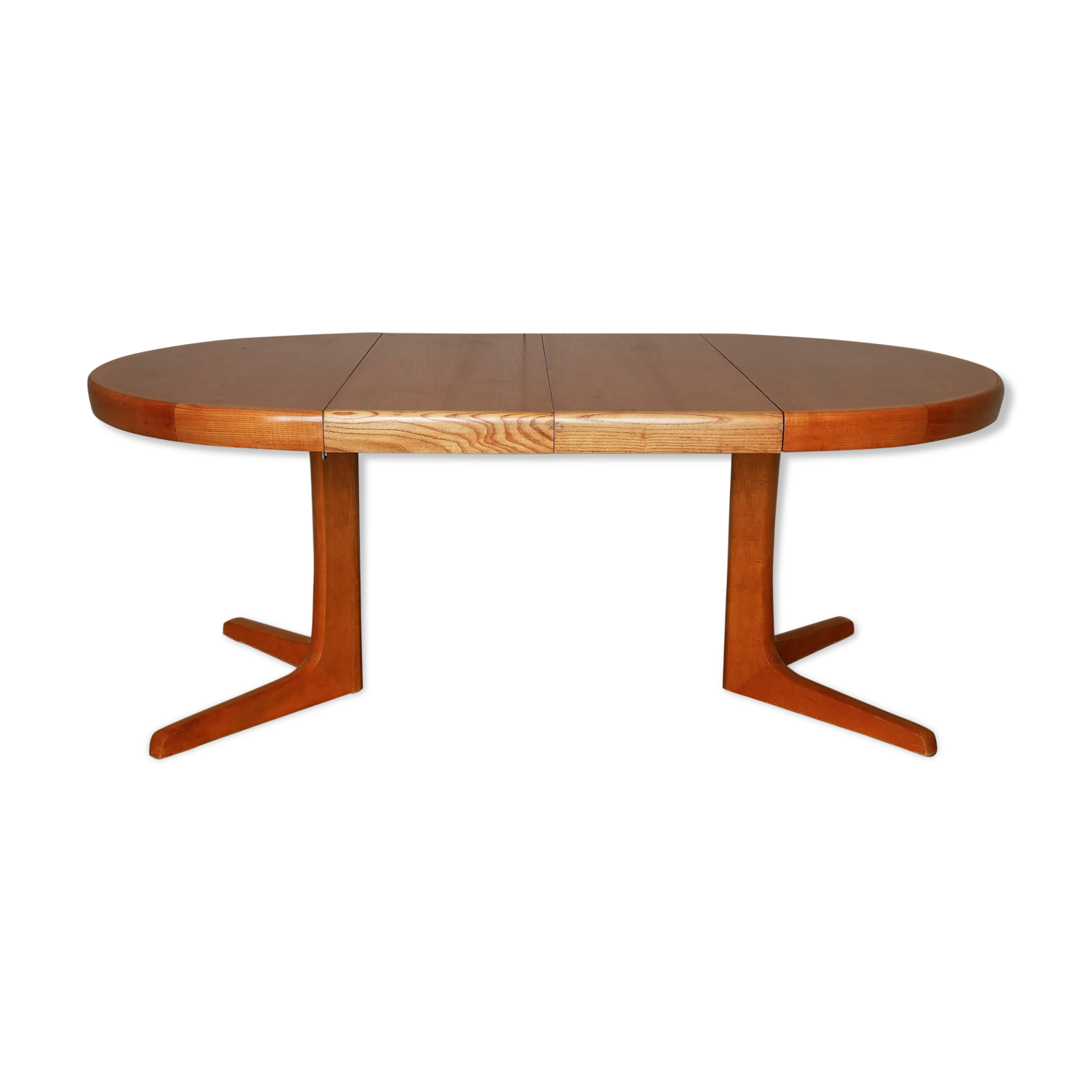 Elm meal table 2 central foot extensions