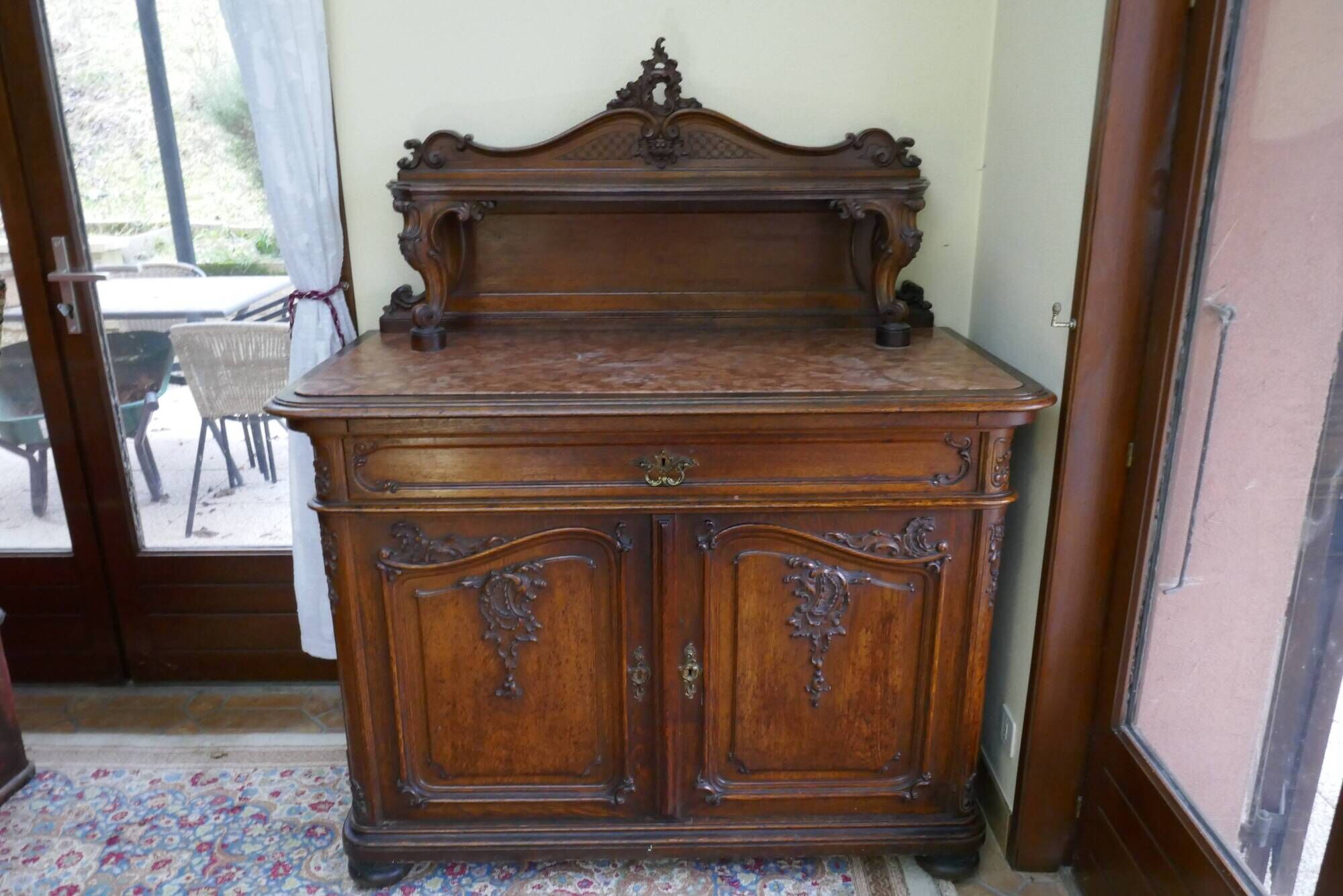 Dessert / Buffet late 19th century with pink-brown marble in Louis XV style