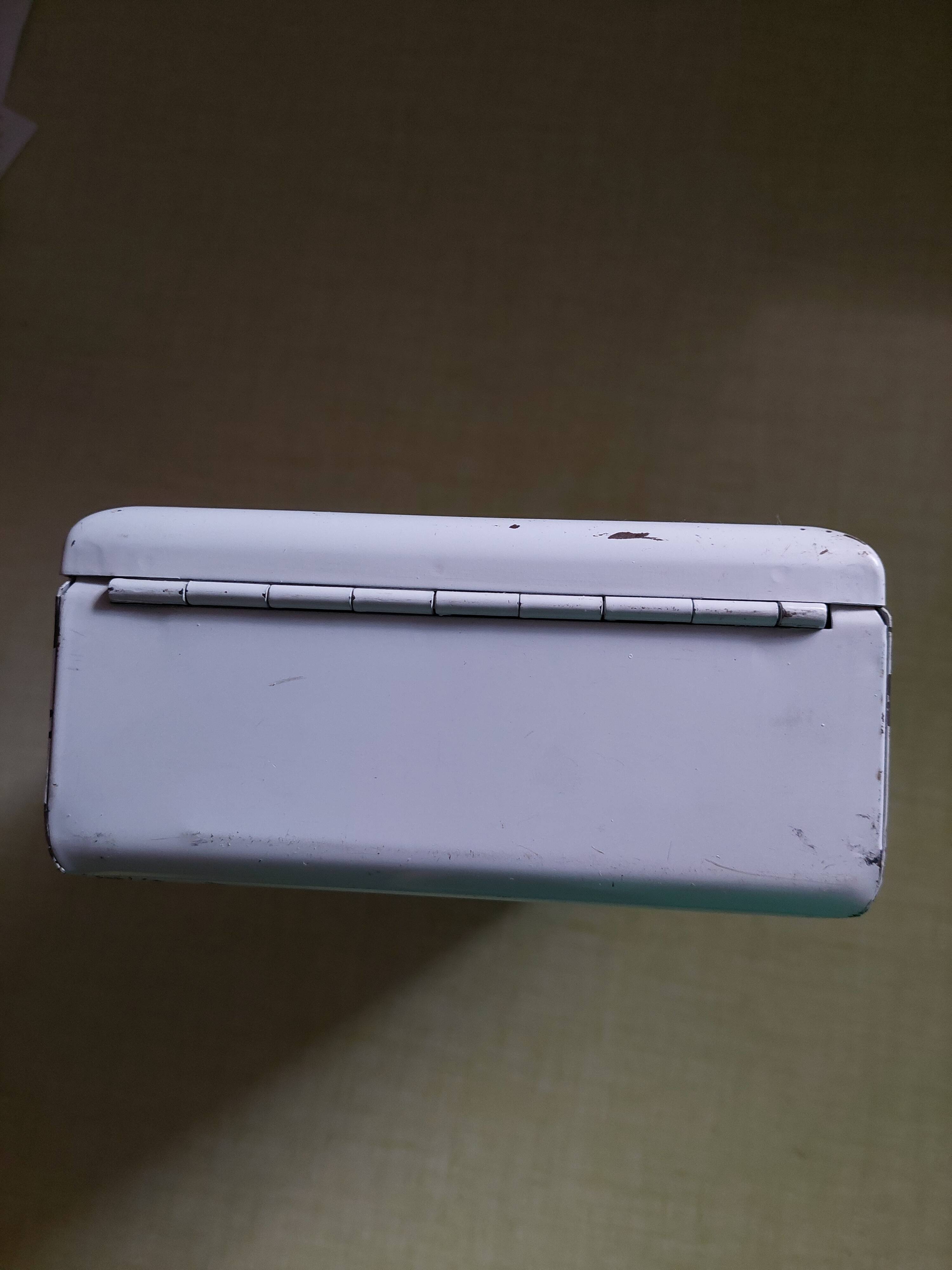 Old sheet metal medicine box