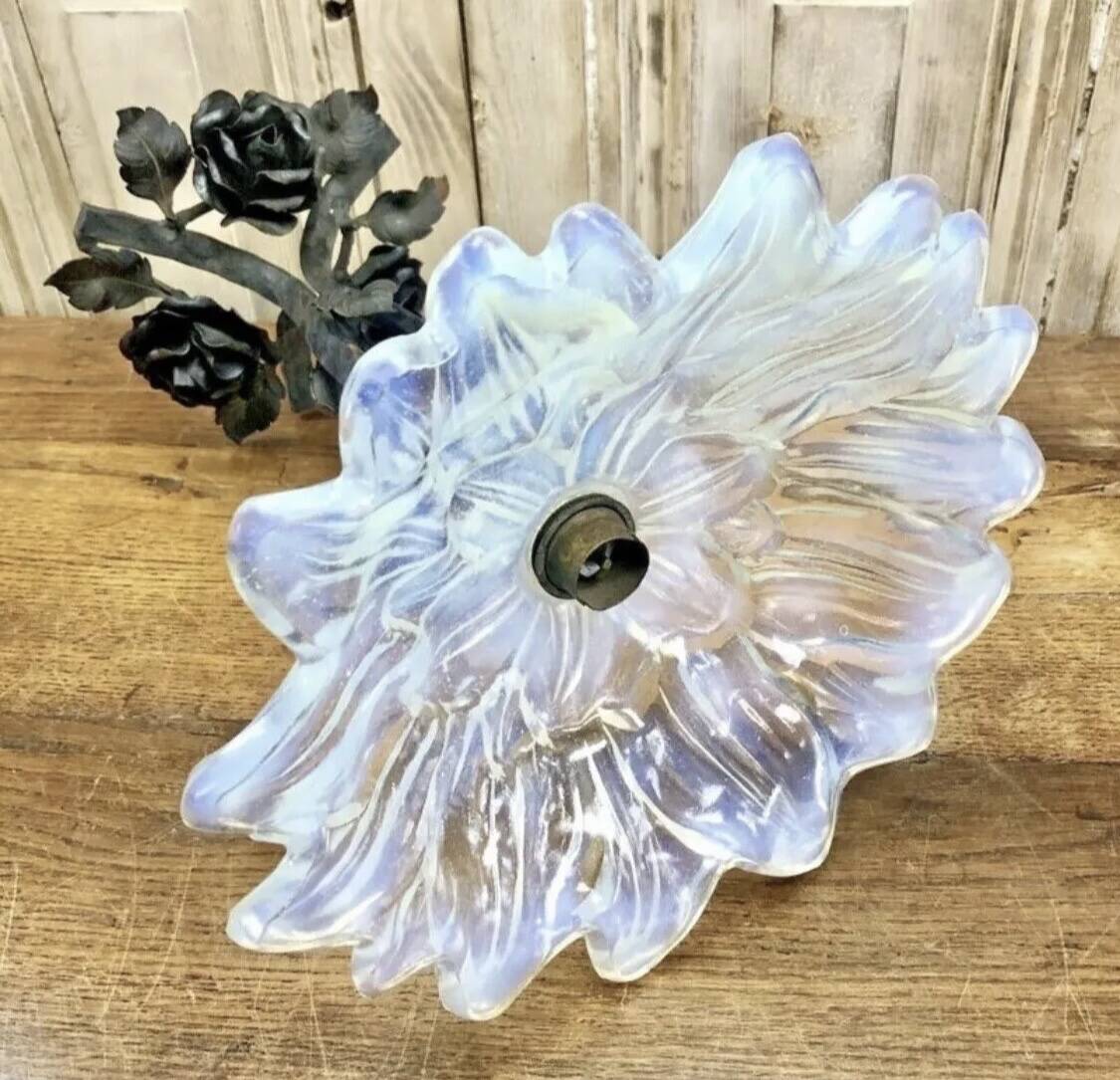 Art Deco Opalescent glass lamp R Frontisi Ezan 1930