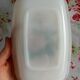Ravier ancien Arcopal motif rose verre blanc