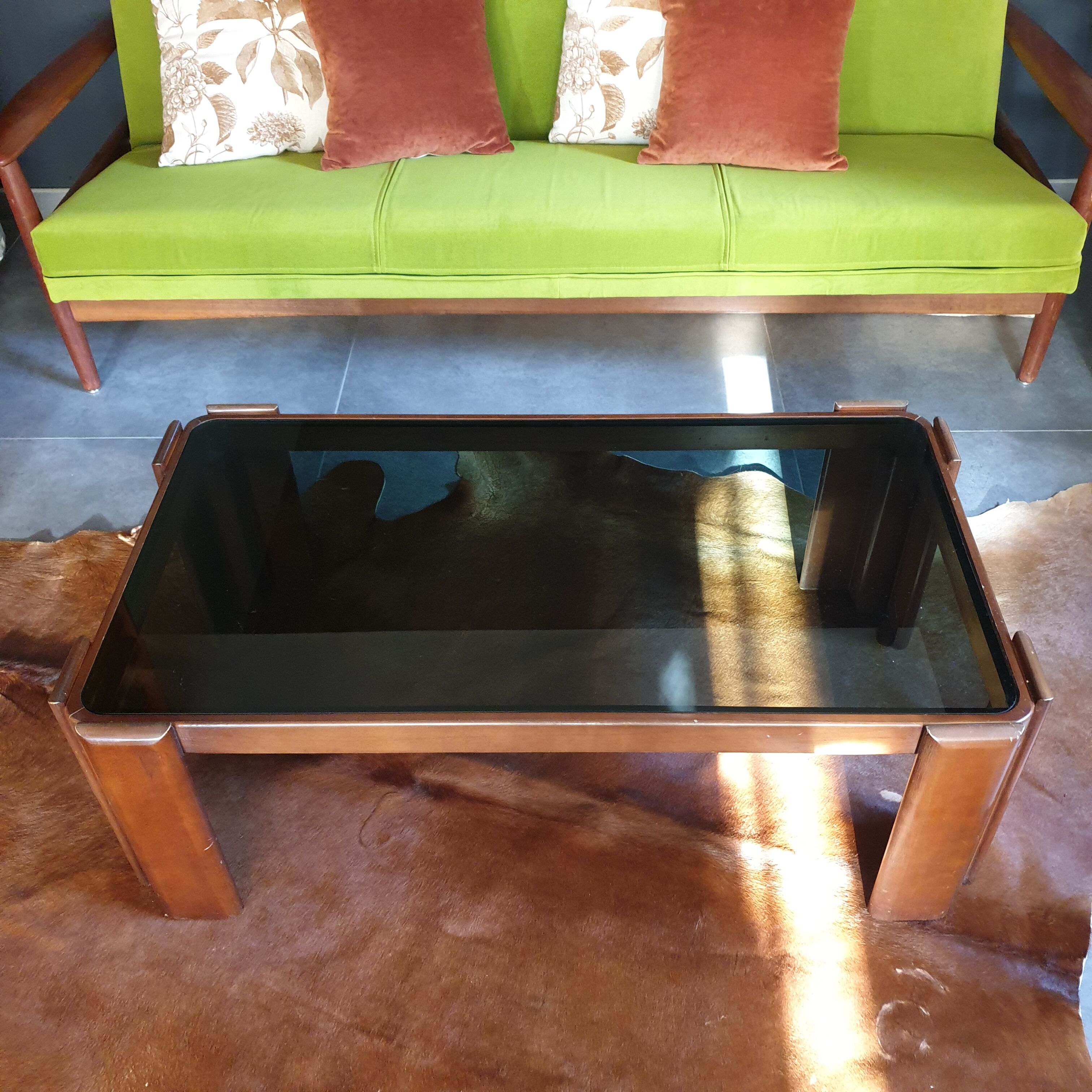 Vintage coffee table Tobia & Afra Sarpa
