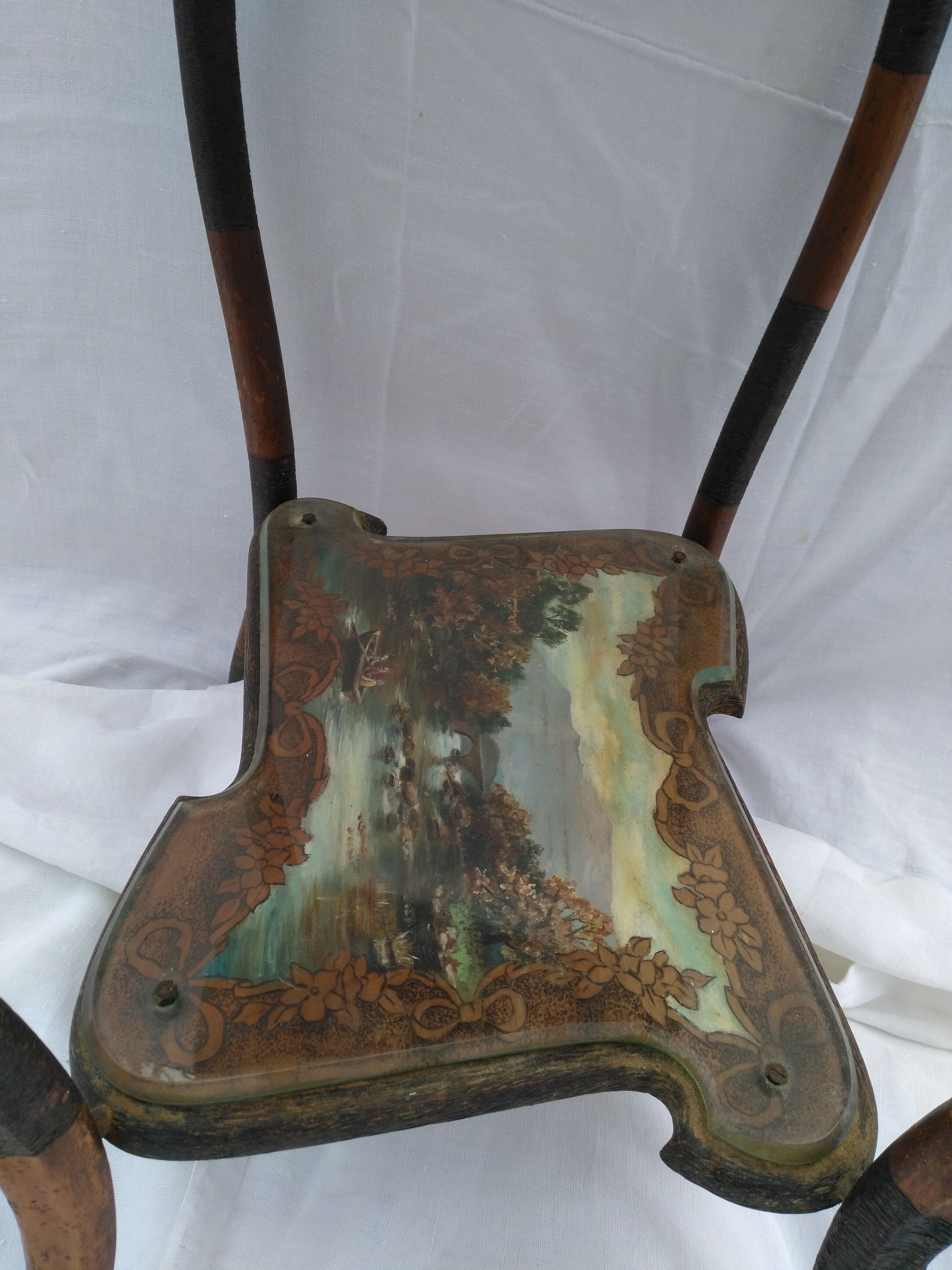 Deserte Art Nouveau painted signed Anita 1914.