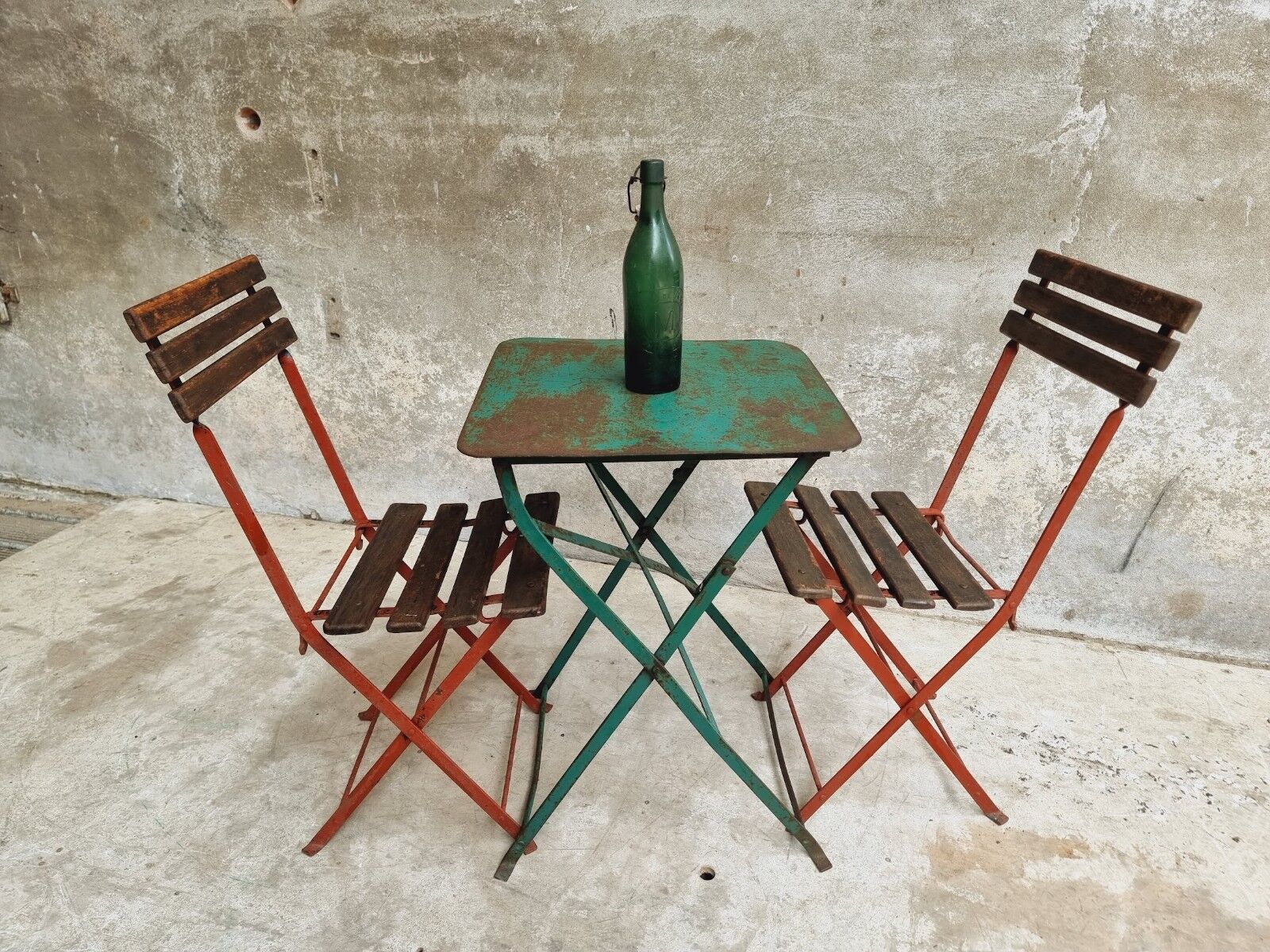 Antique bistro set folding garden set