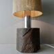 Lampe en bois massif et chrome, abat jour corde