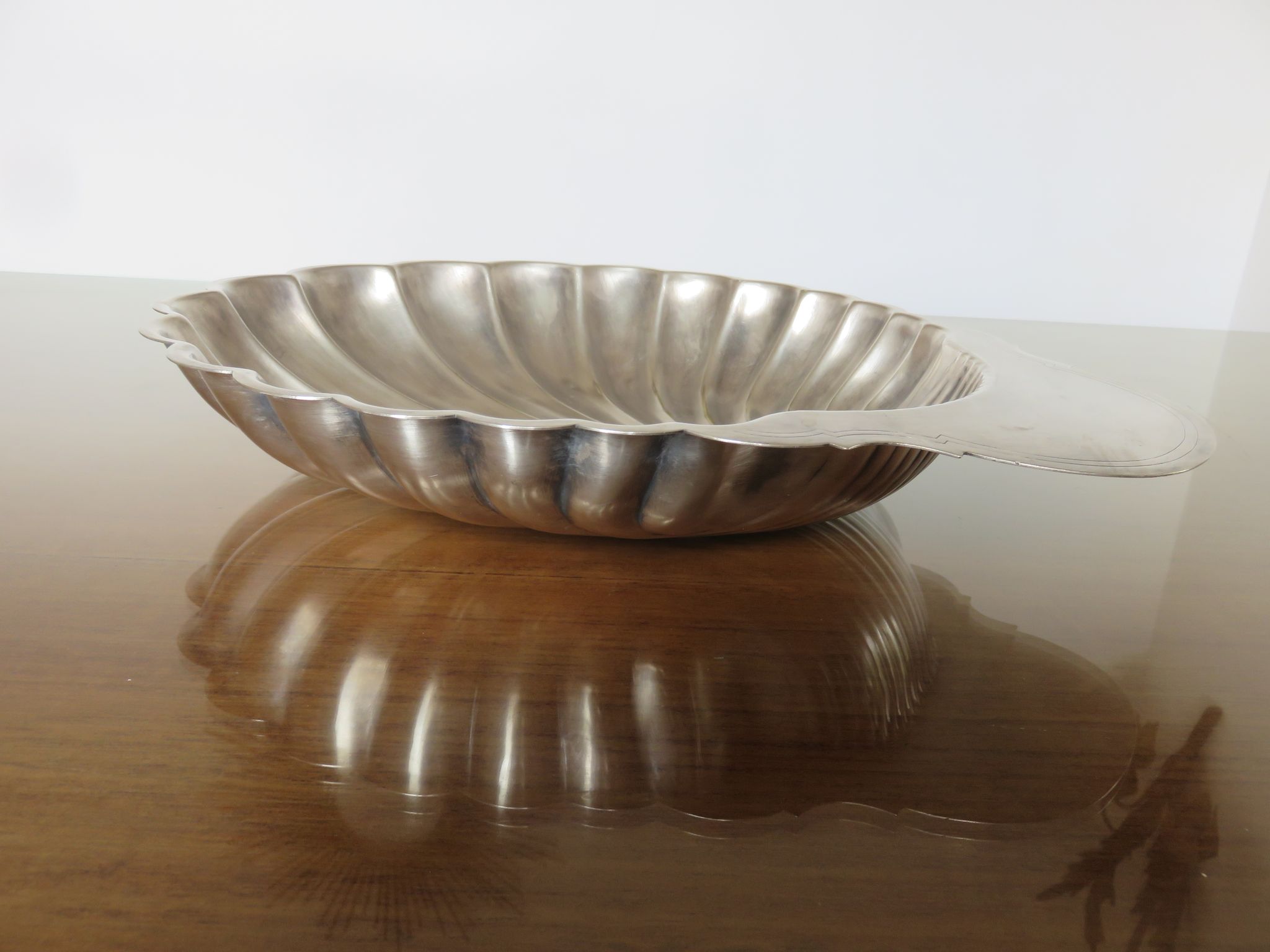 Set of 2 dishes shell christofle floret France in silver metal