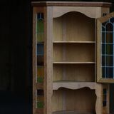 Mid-century Danish corner cabinet in oak with leaded glass, 1940s.