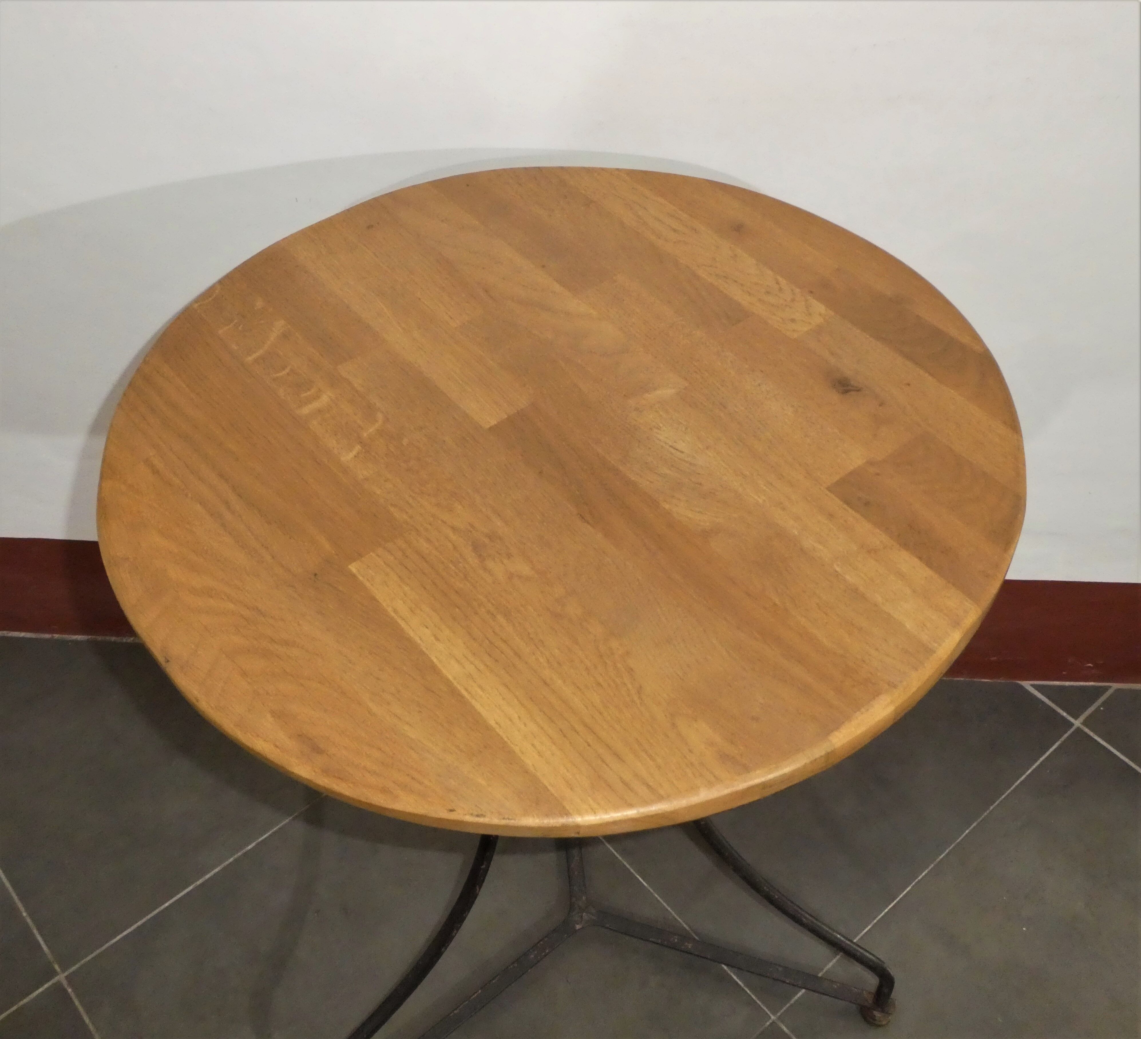 Bistro table