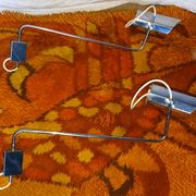 Paire de grandes appliques chromées des années 70