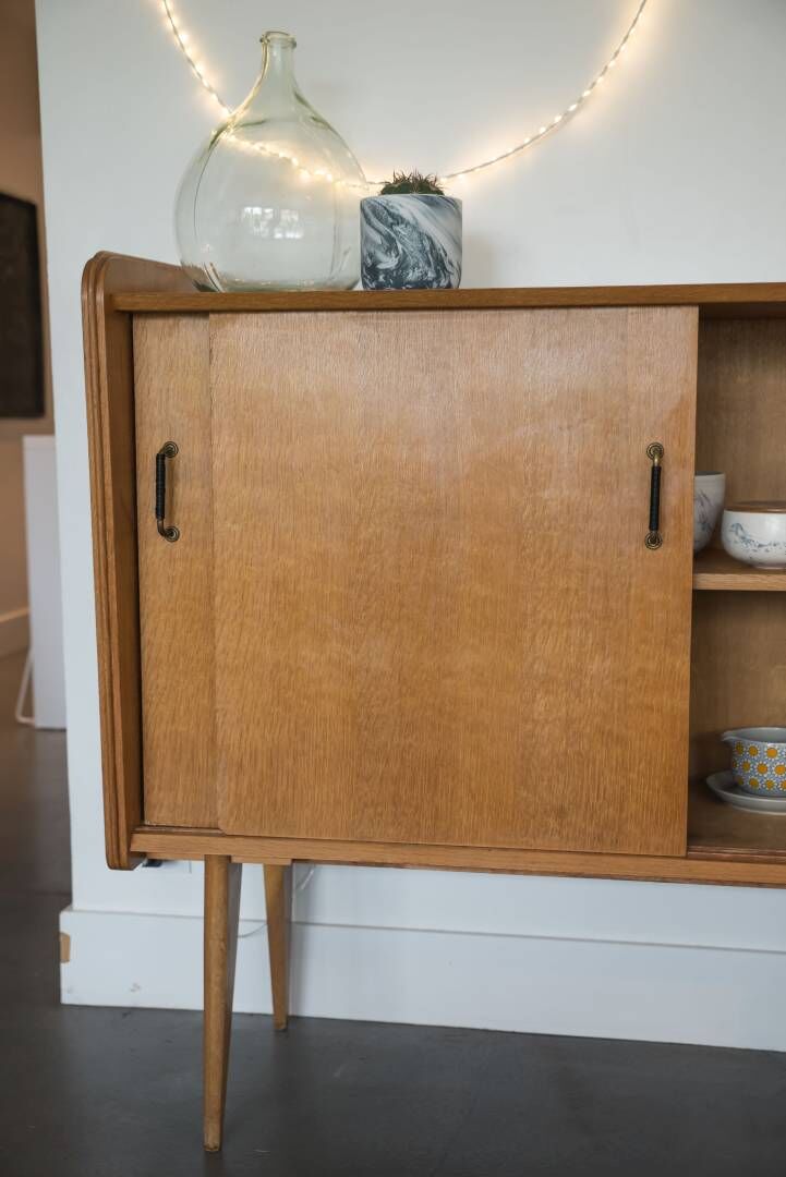 Sideboard Hutch