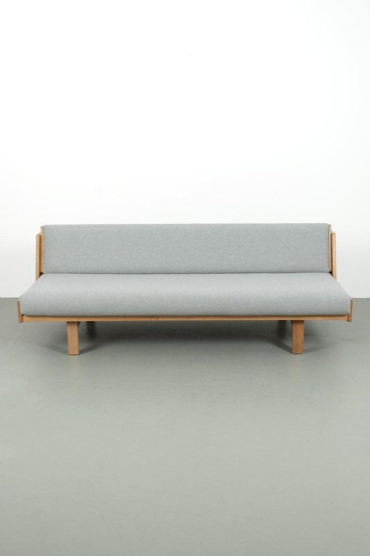 GE258 Sofabed by Hans Wegner