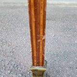 Table vitrine ancienne en bois et verre – style élégant