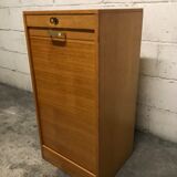 Vintage curtain-shaped binder in light honey-coloured oak