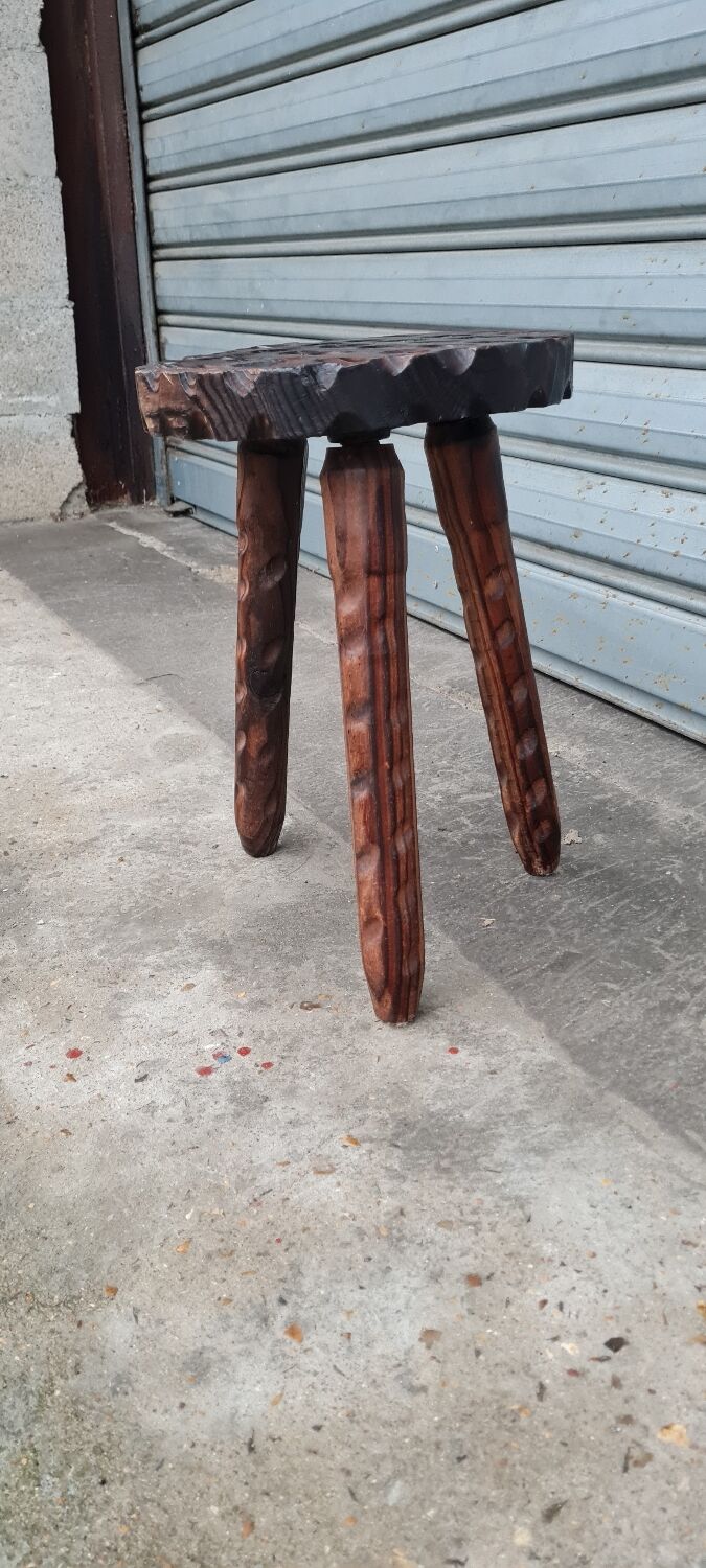 Tripod stool