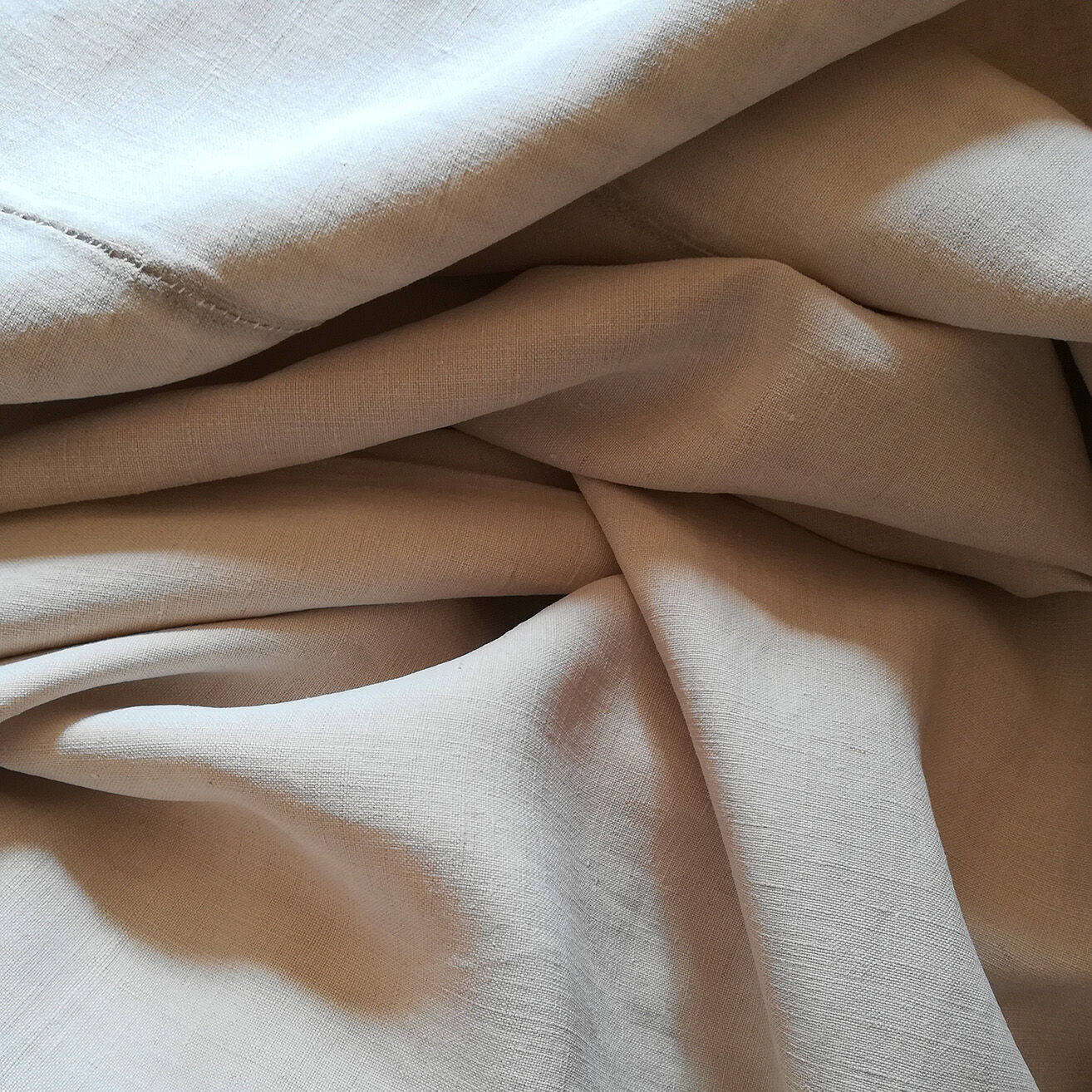 Linen drape