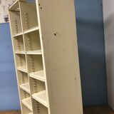 Post sorting box