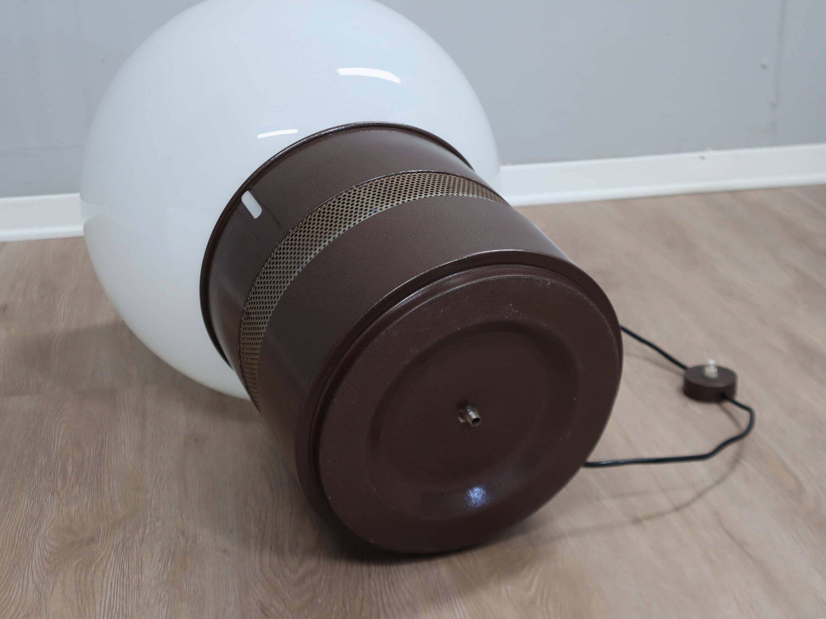 Gae Aulenti "Mezzo Oracolo" lamp for Artemide 1960s