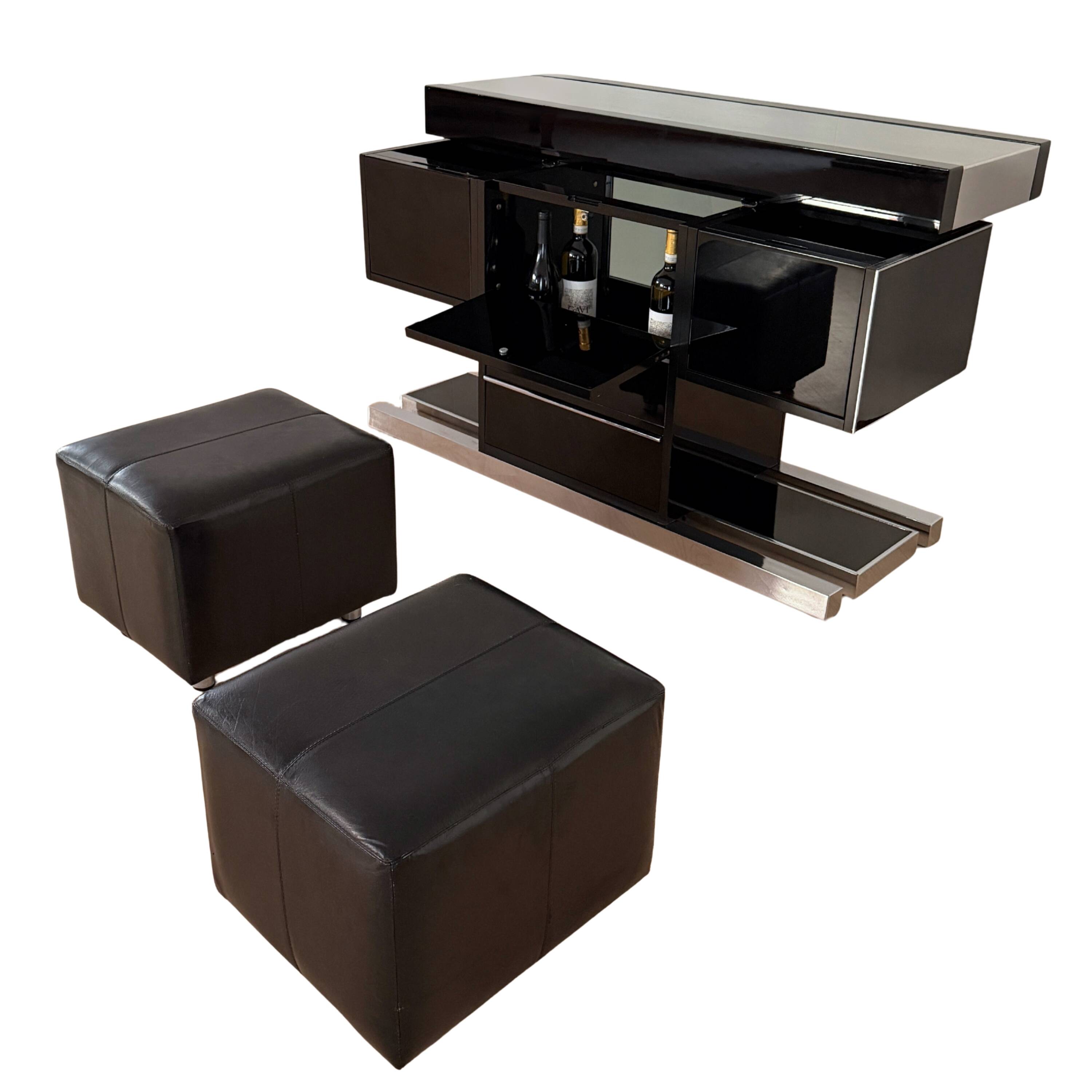 Willy Rizzo Dry Bar, Black Lacquer, Chrome, Leather, Italy circa 1970