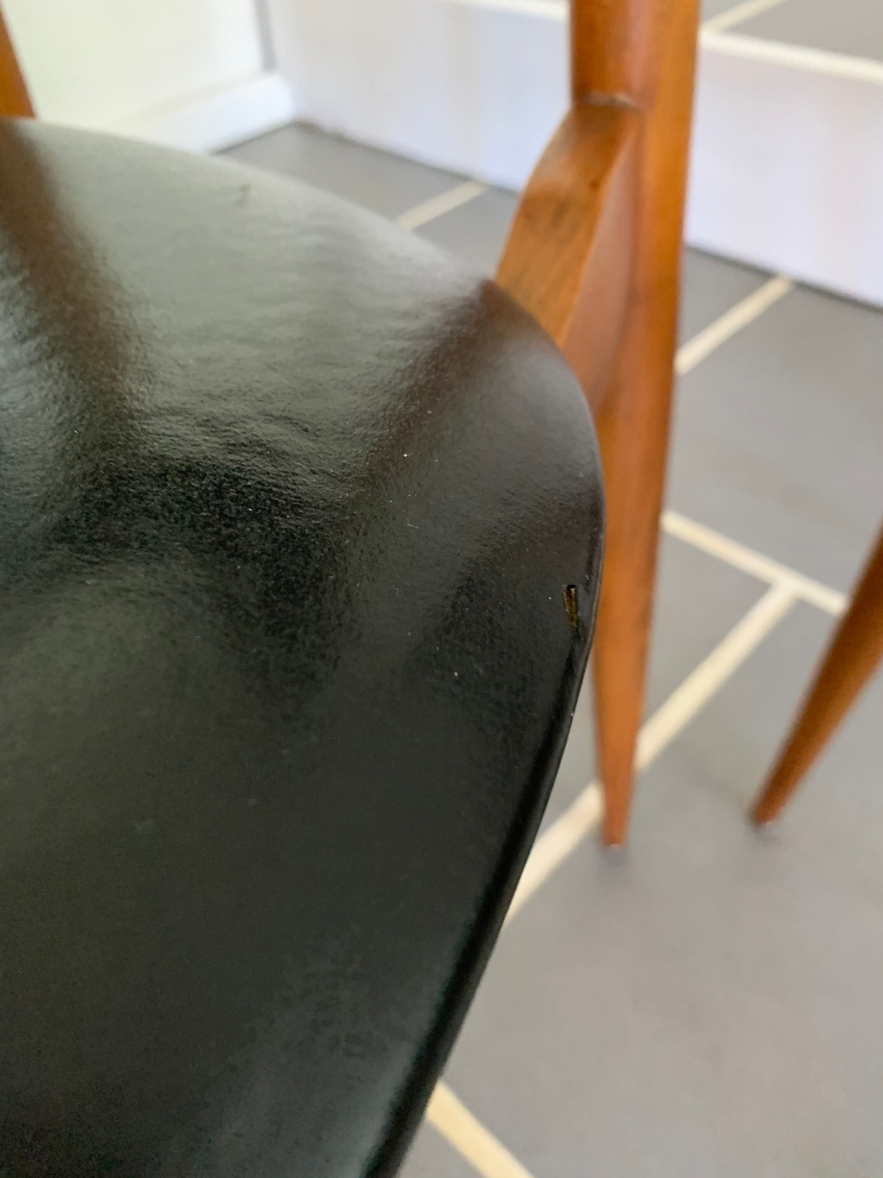 Pair of Baumann unicorn model