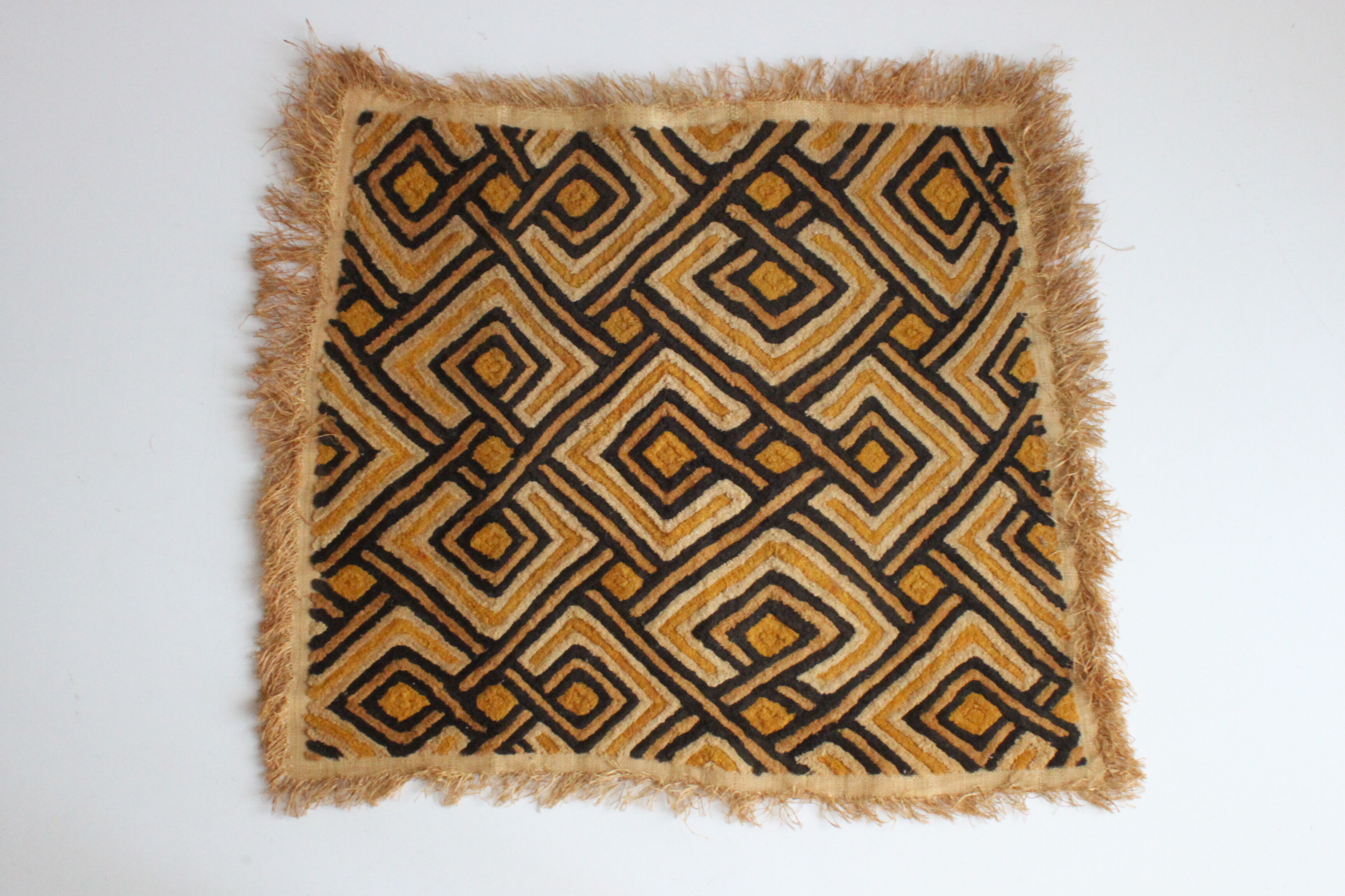 Shoowa rug, velours du Kasaï, Congo 1960s.