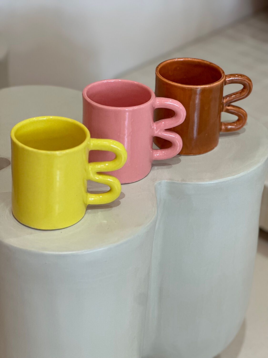 Mug cup ceramic handle graphic wave design colorful lemon yellow