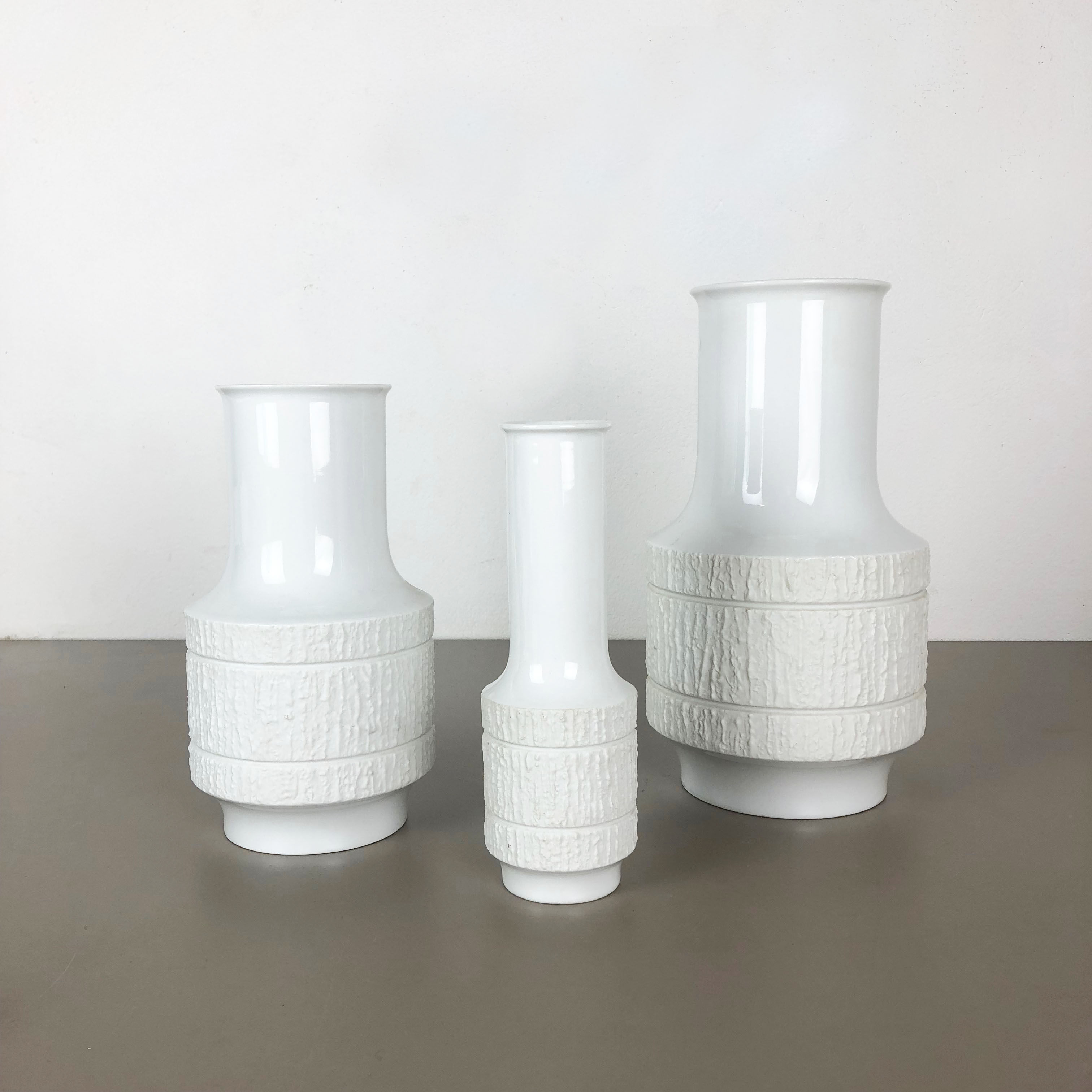 Set of 3 porcelain op art vase by Richard Scharrer for Thomas, Germany, 1970s