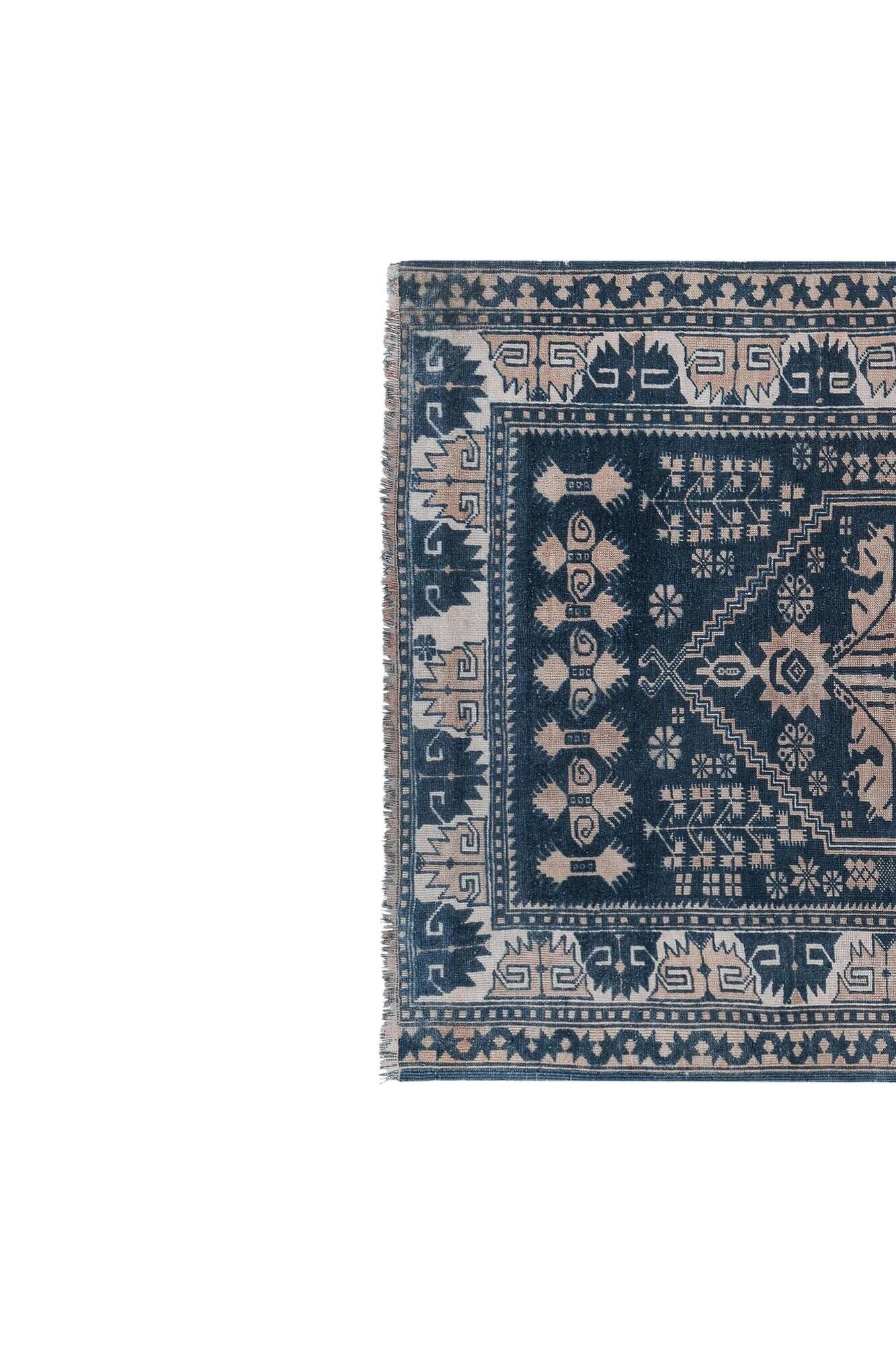 Vintage handmade Turkish rug 118x171 cm