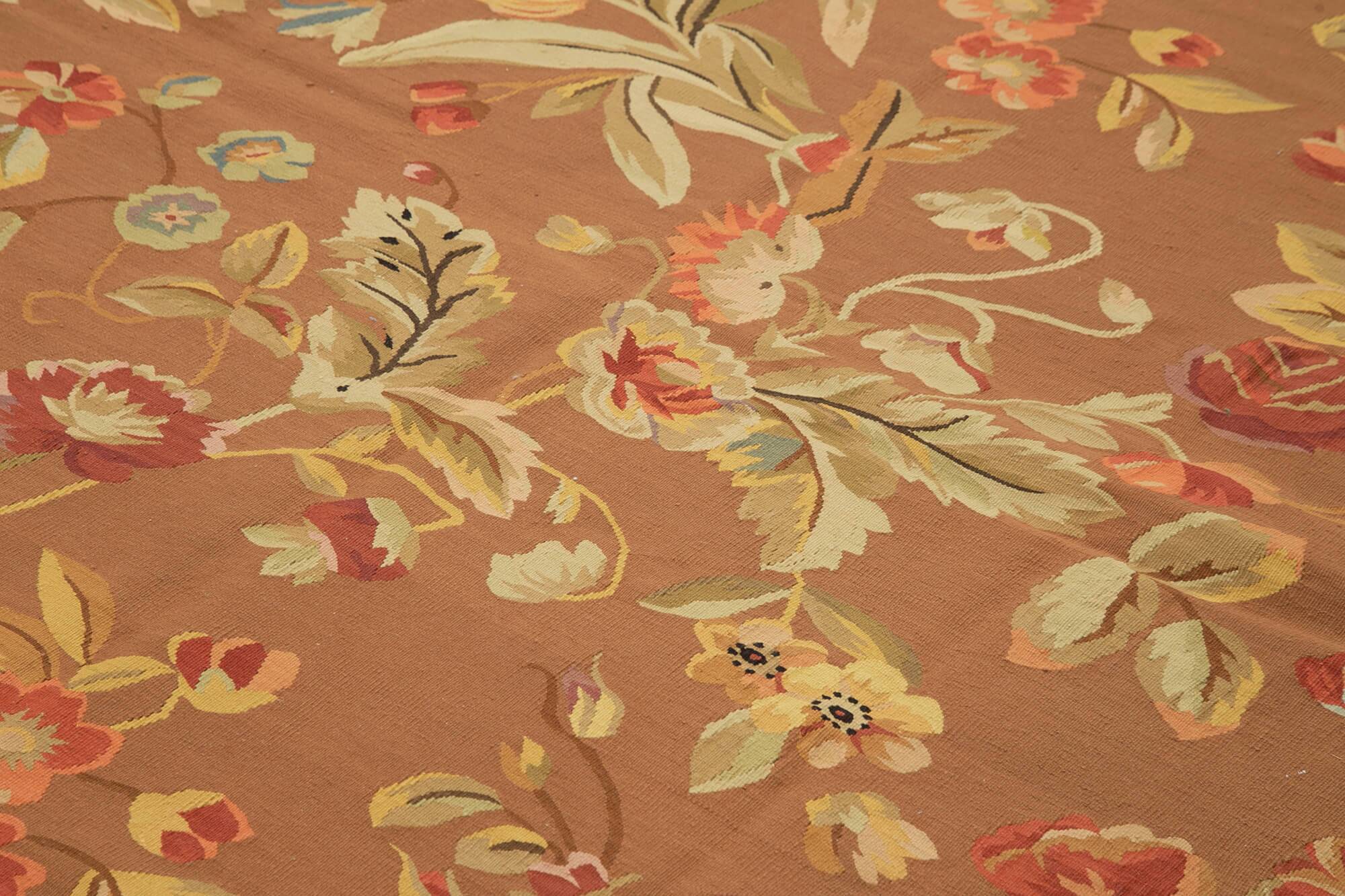 Handmade European Vintage Aubusson Kilim 280 cm x 354 cm