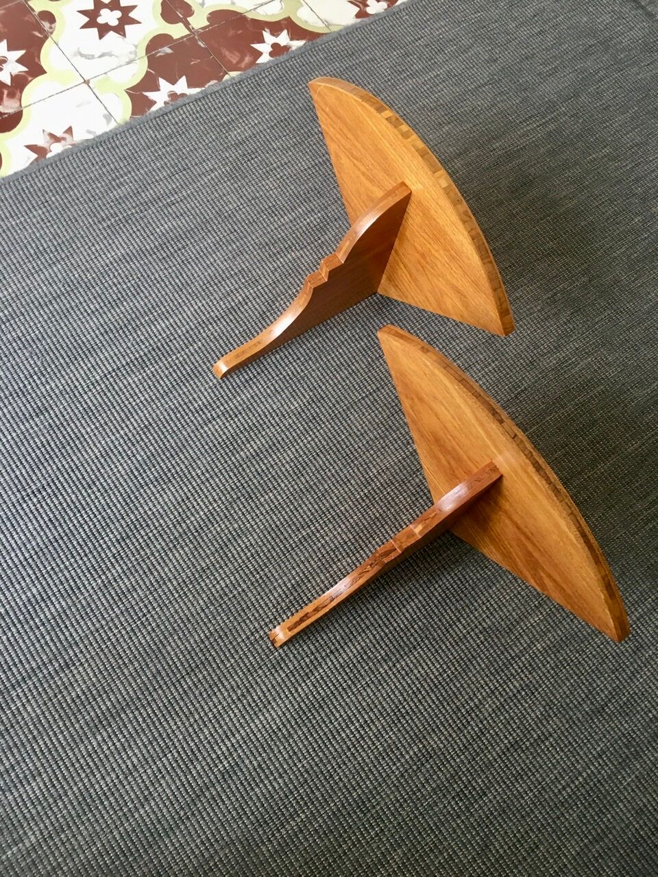 1950s corner shelves