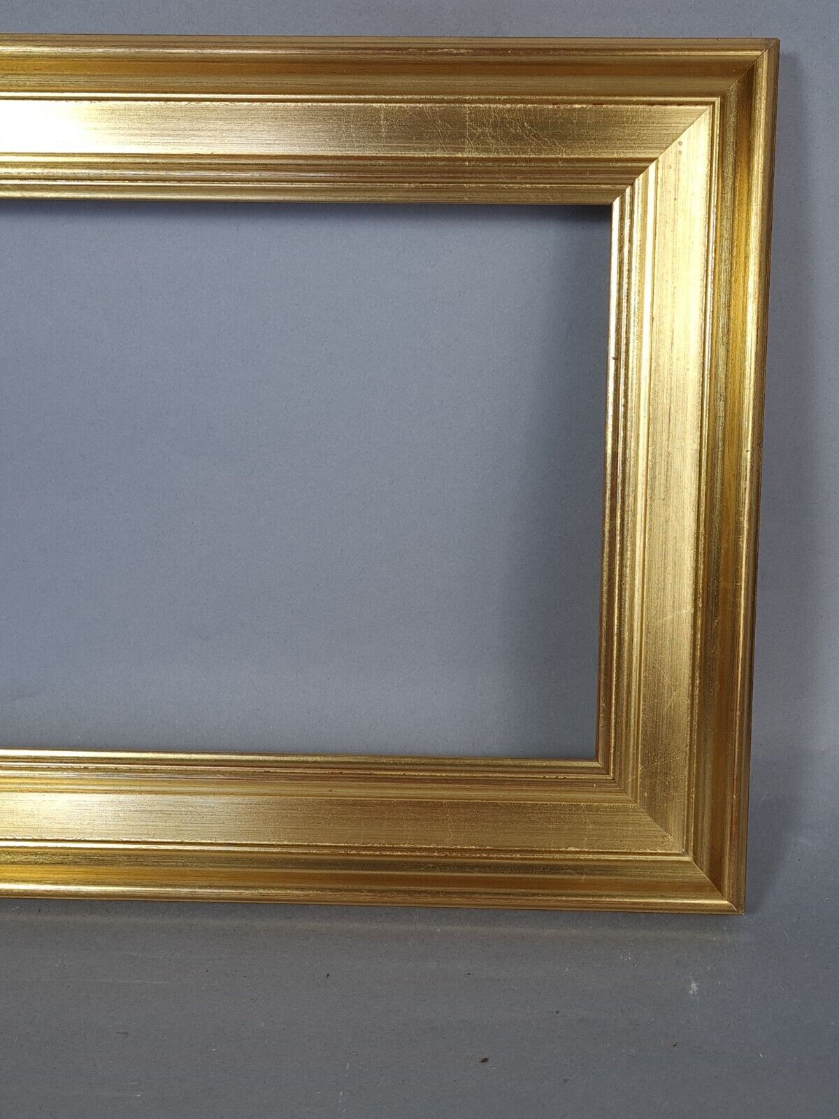 Frame hollow edges gilded wood gold leaf 39x29 cm, foliage 30x20 cm SB