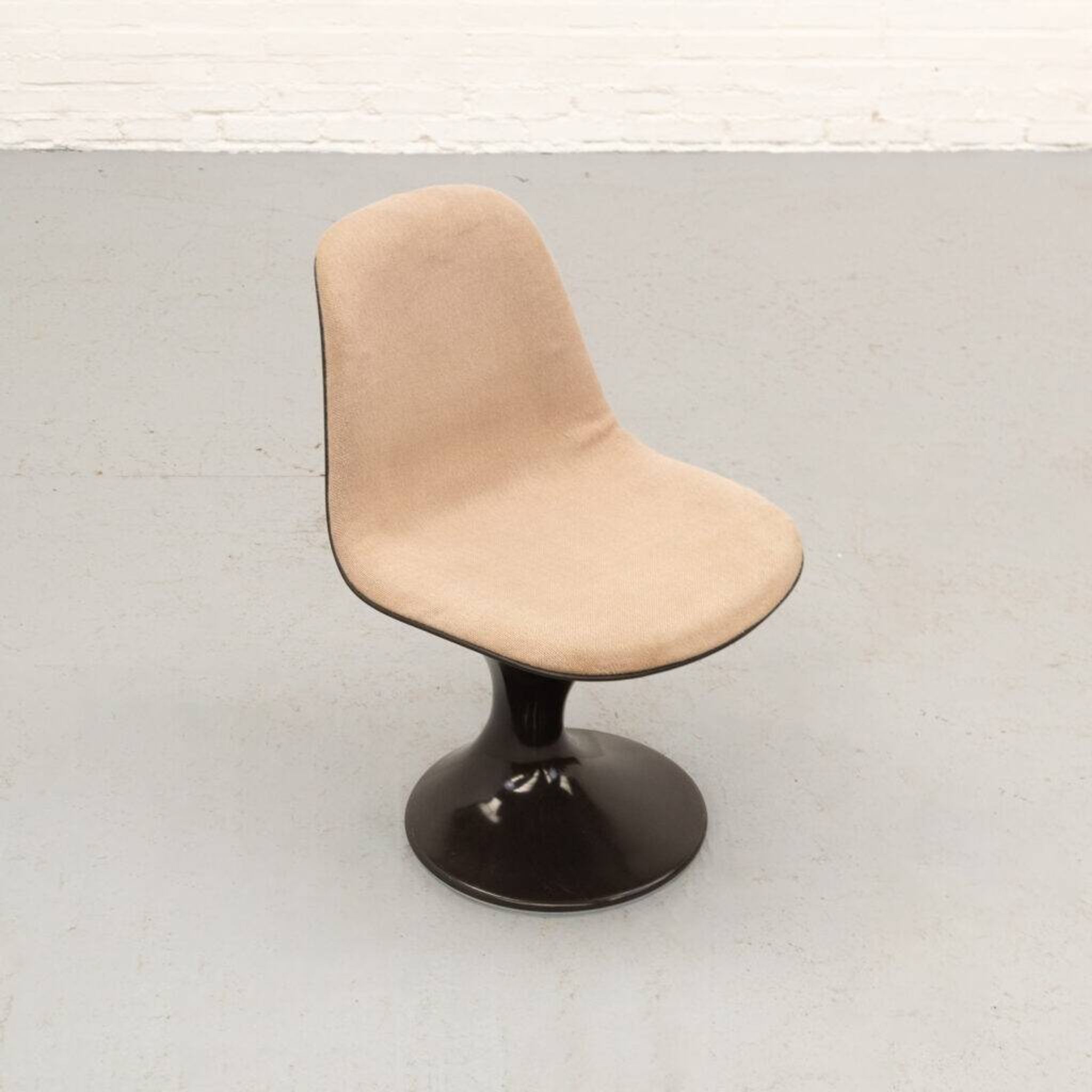 Orbit dining set Herman Miller 1970s