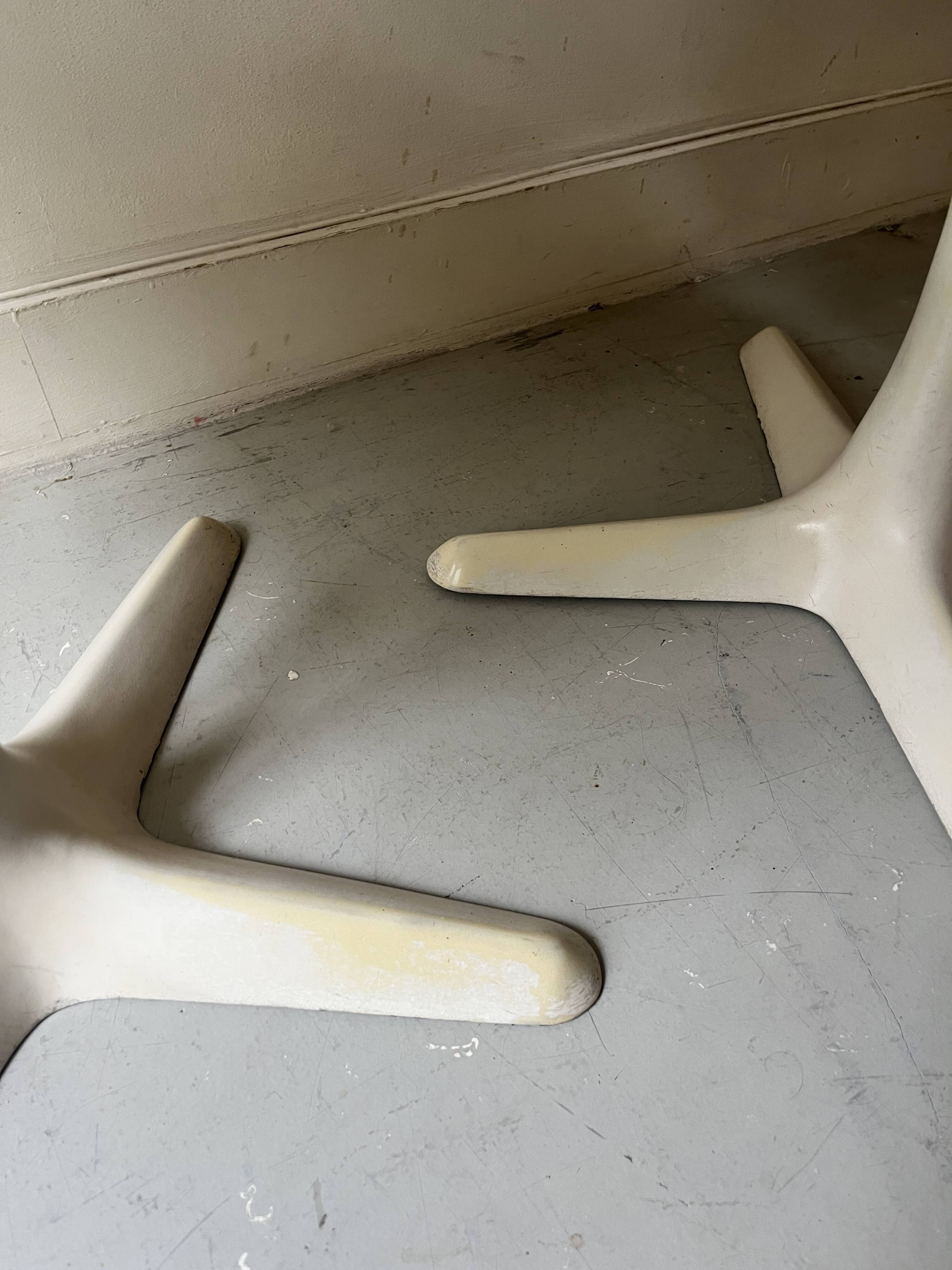 Set de 3 chaises tulipe par Maurice Burke pour Arkana, design 1970