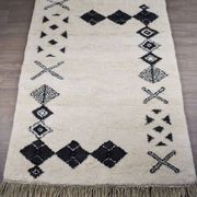 White handmade traditional wool rug 300/200cm