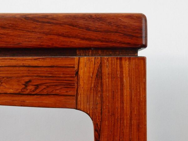 Table basse du milieu du siècle avec carreaux