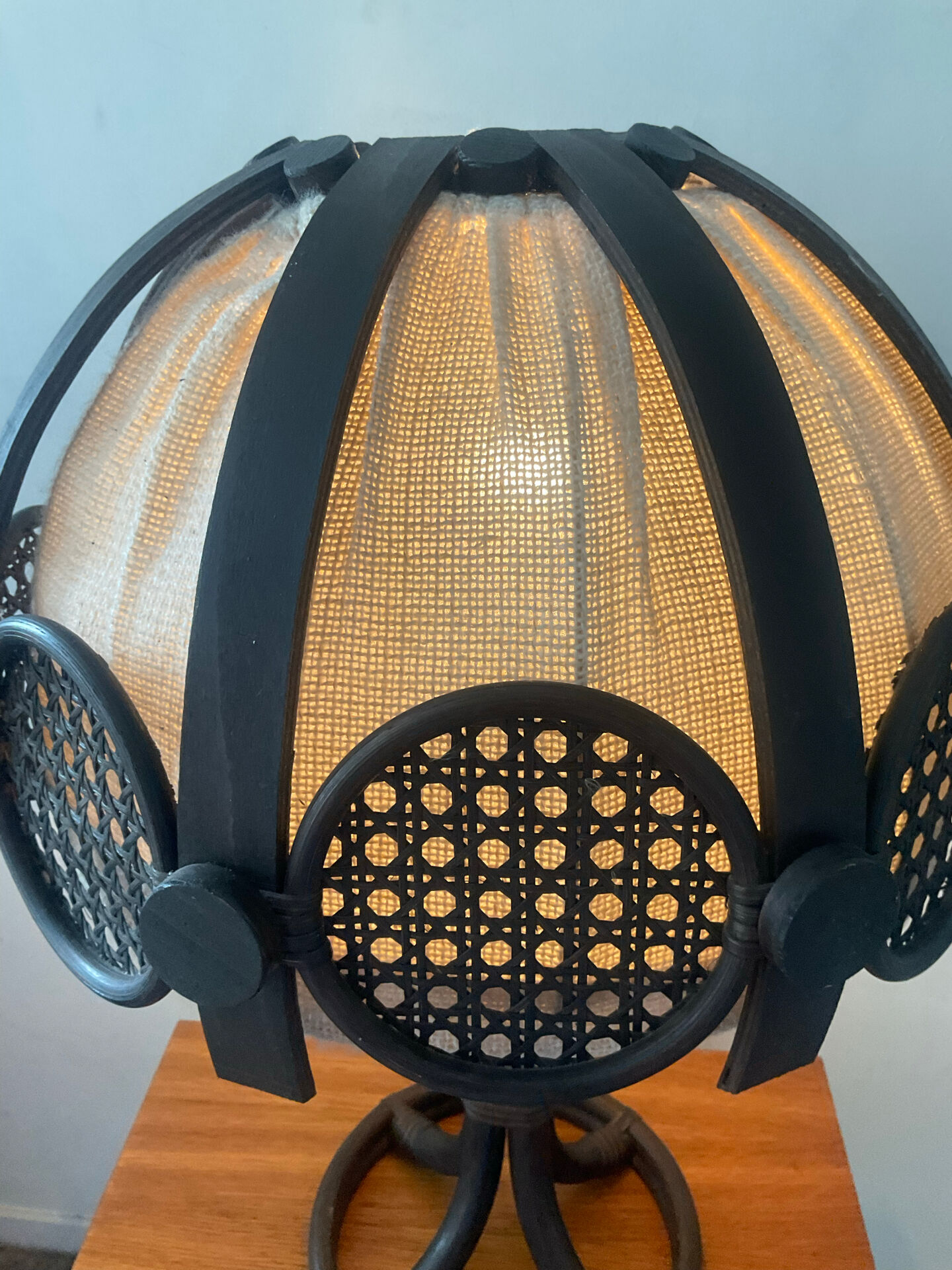 Vintage lamp in rattan, caning and jute fabric from the 1970s.
