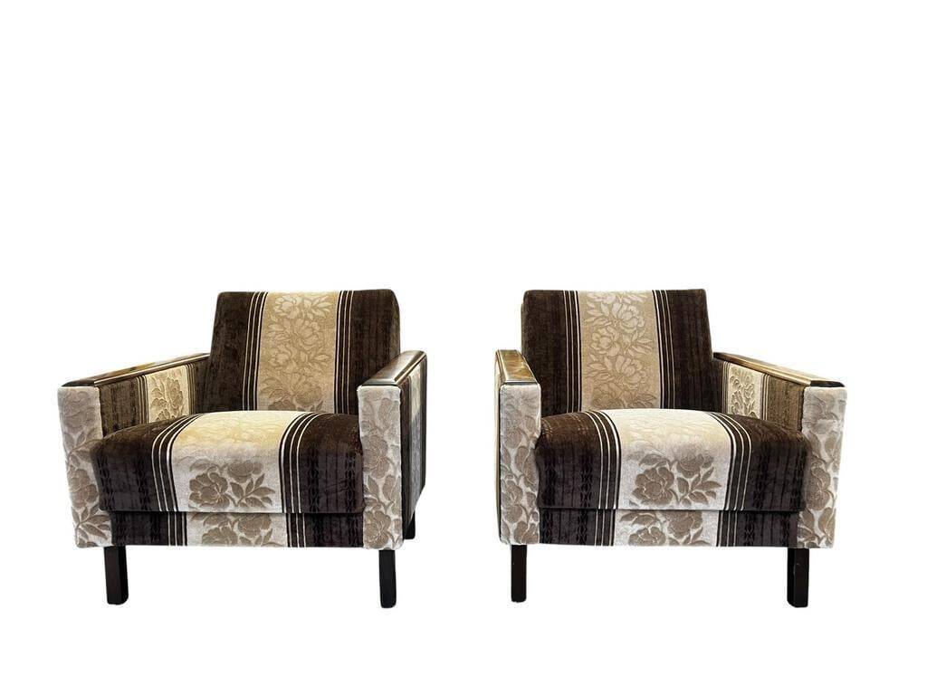 Set of 2 vintage armchairs