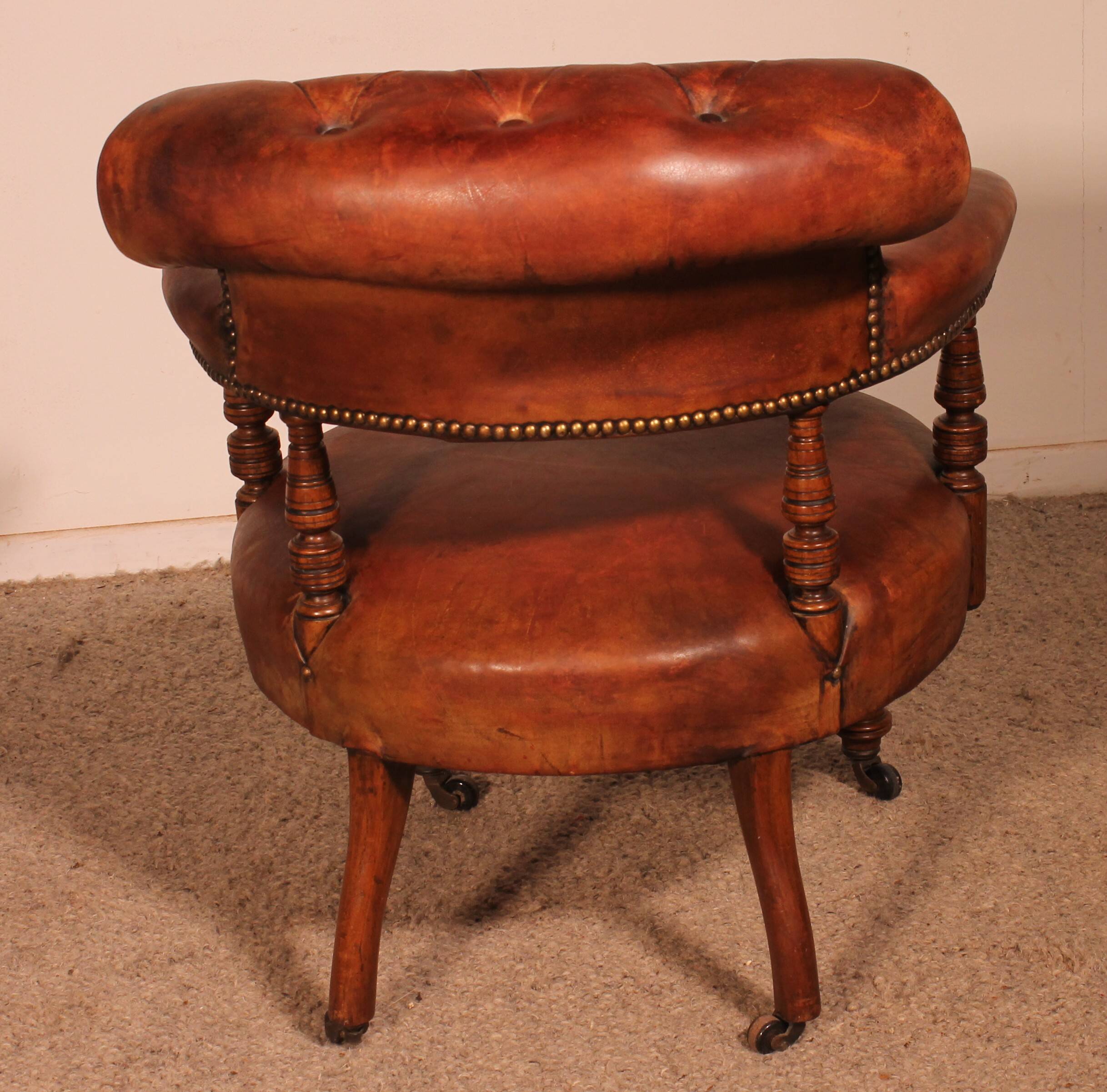 small shepherdess or armchair in mahogany and cognac leather - 19th century