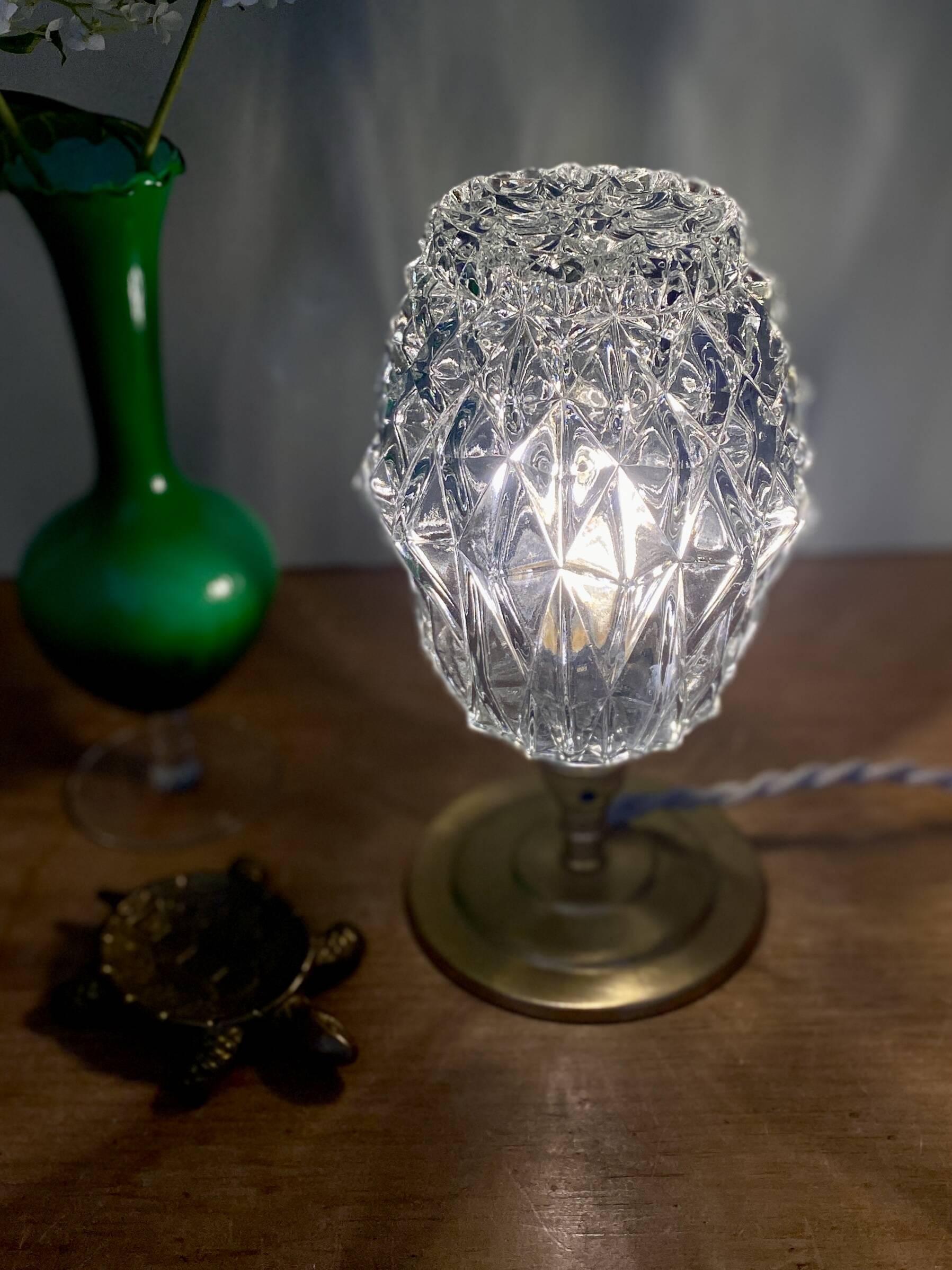 Vintage globe table lamp in molded glass